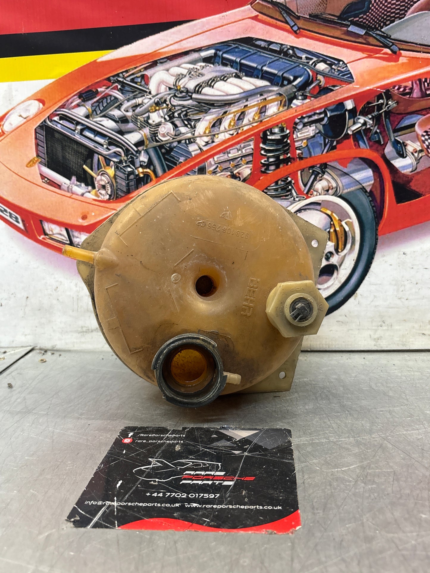 Porsche 928 coolant radiator expansion tank reservoir 92810625602, used