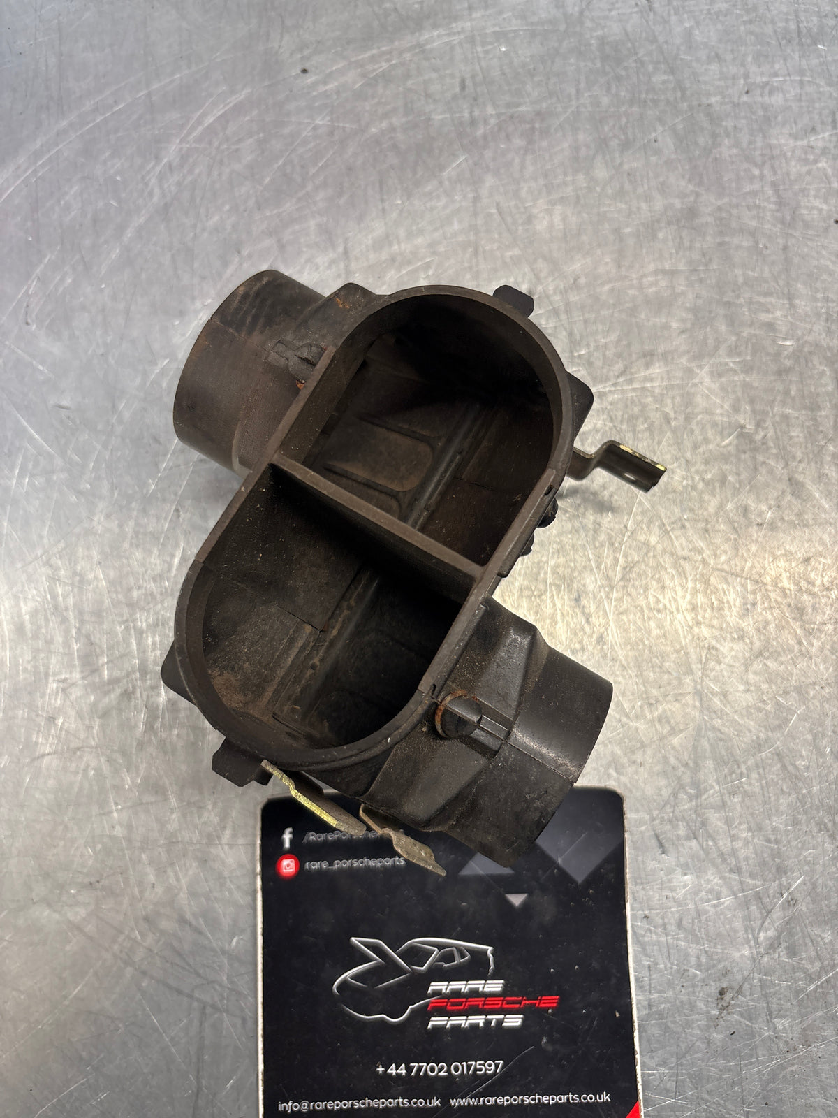 Porsche 914 front right air control box, 91457115010 Used