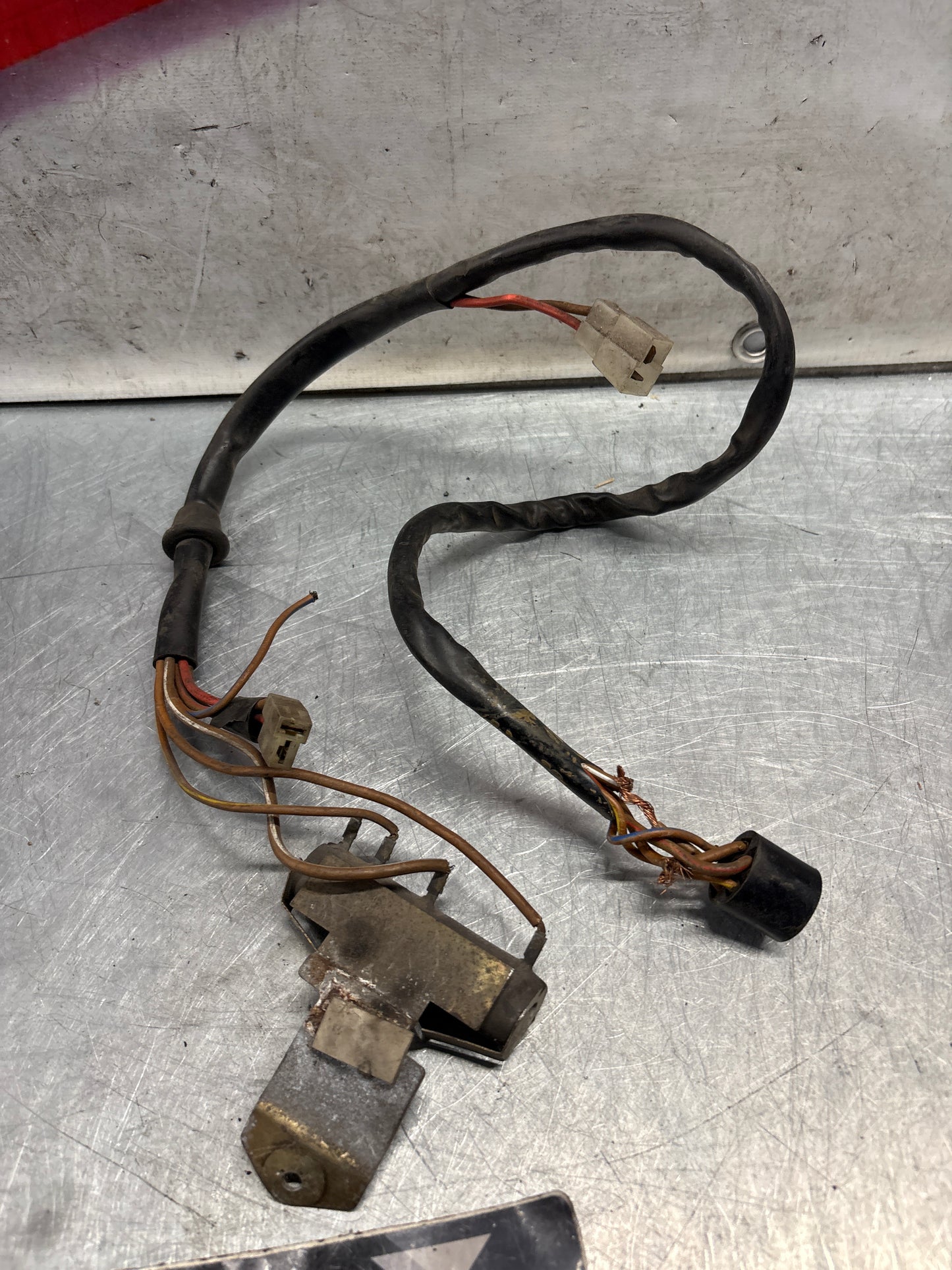 Porsche 924 944 fan motor resistor with wiring loom complete, 477959535 / 477971281 / 477905055 for spares or repair