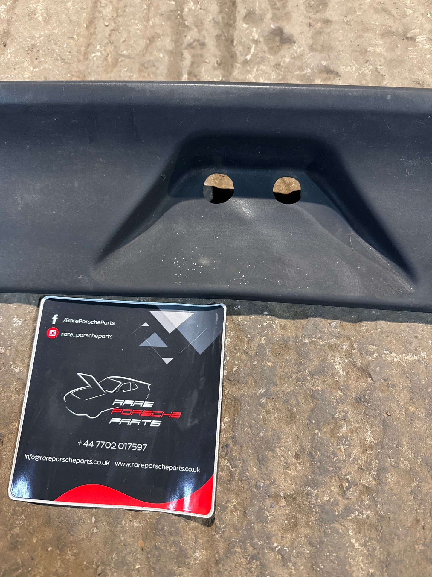 Porsche 928 boot spoiler, rear spoiler used 92851207102