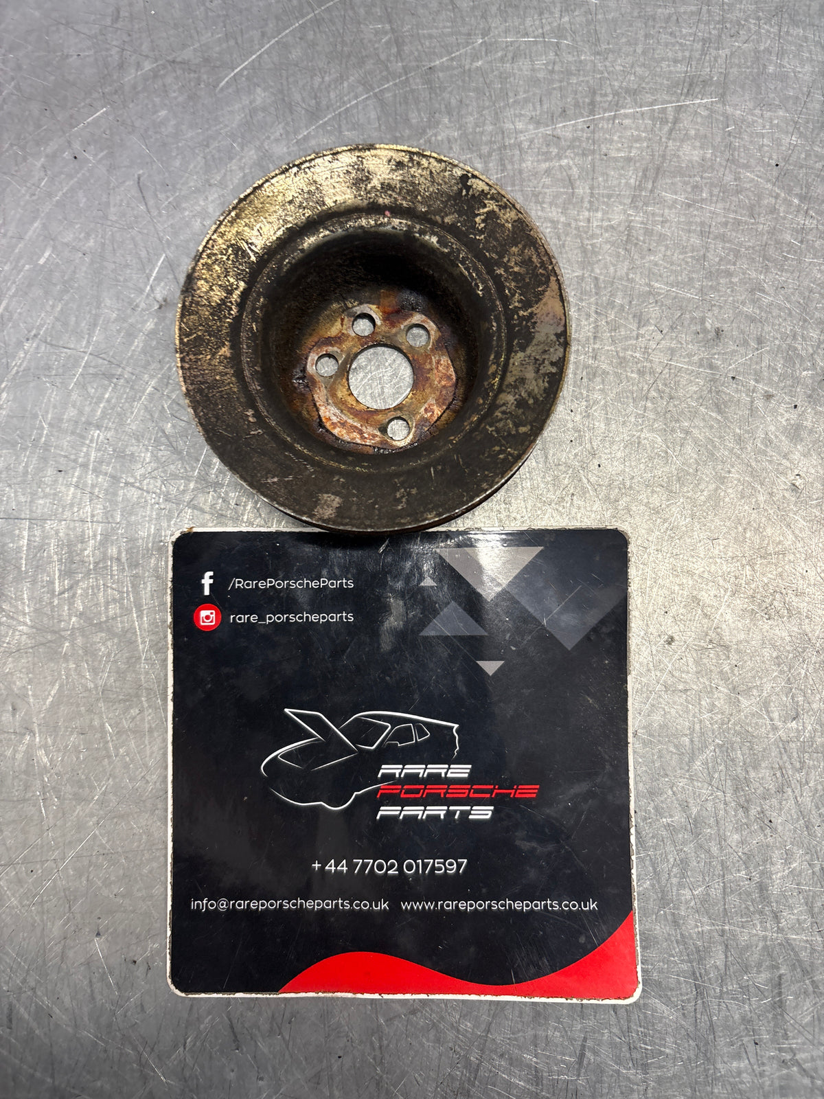 Porsche 928 S4 power steering pump pulley, 92834744110 Used