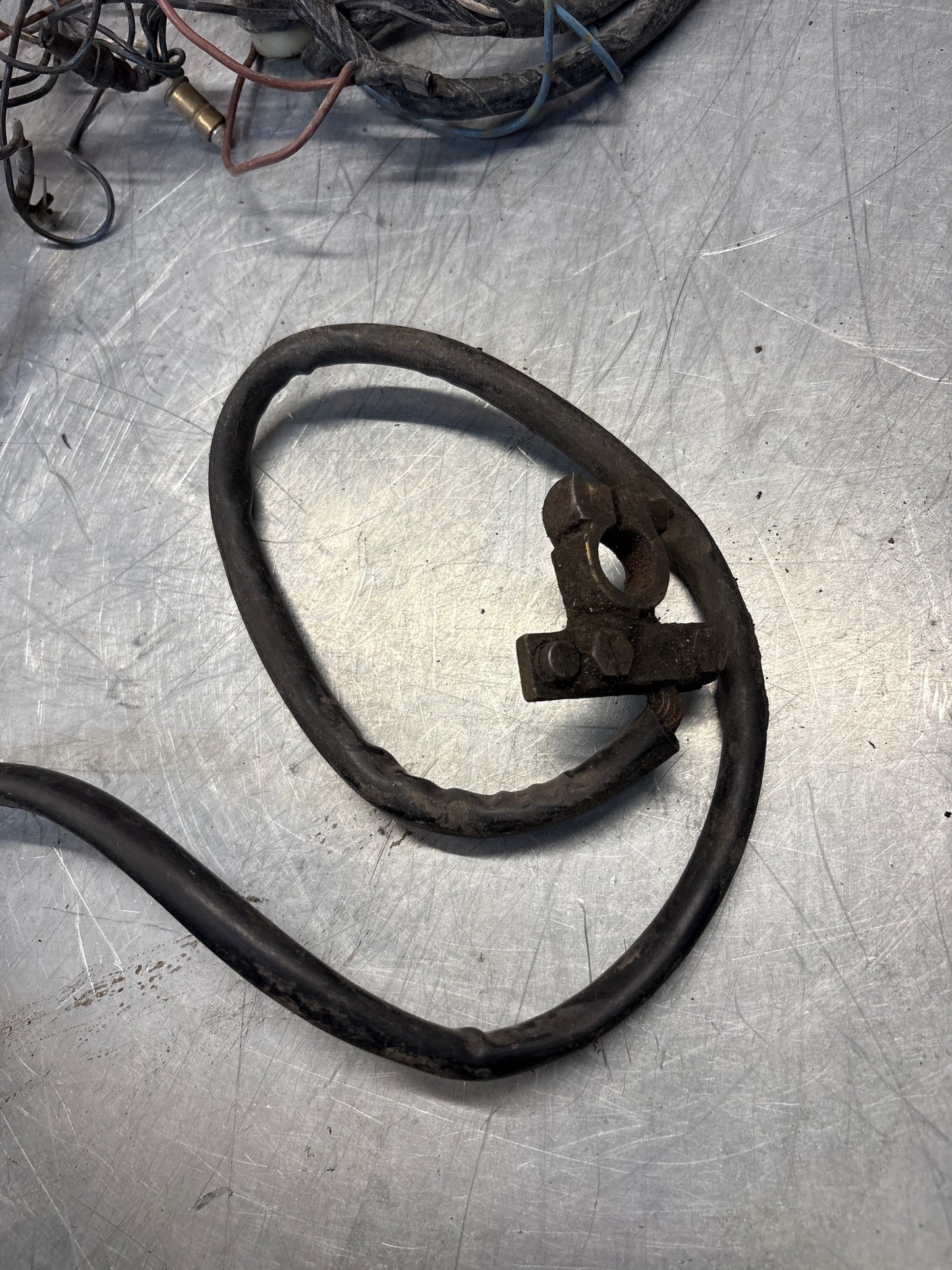 Porsche 911 F double battery rear end loom cut, for spares or repair 91161200200
