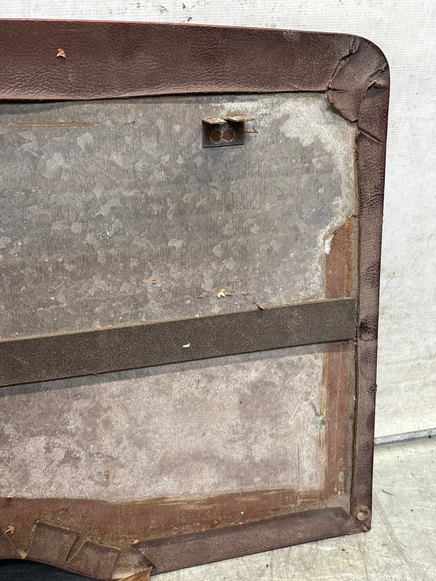 Porsche 928 sun roof headliner trim, burgundy, used 92856406950LG7