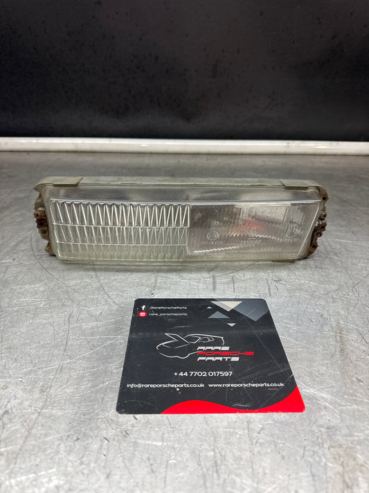 Porsche 944 S2 / Turbo Right side fog light. Spares or repairs. 95163121100