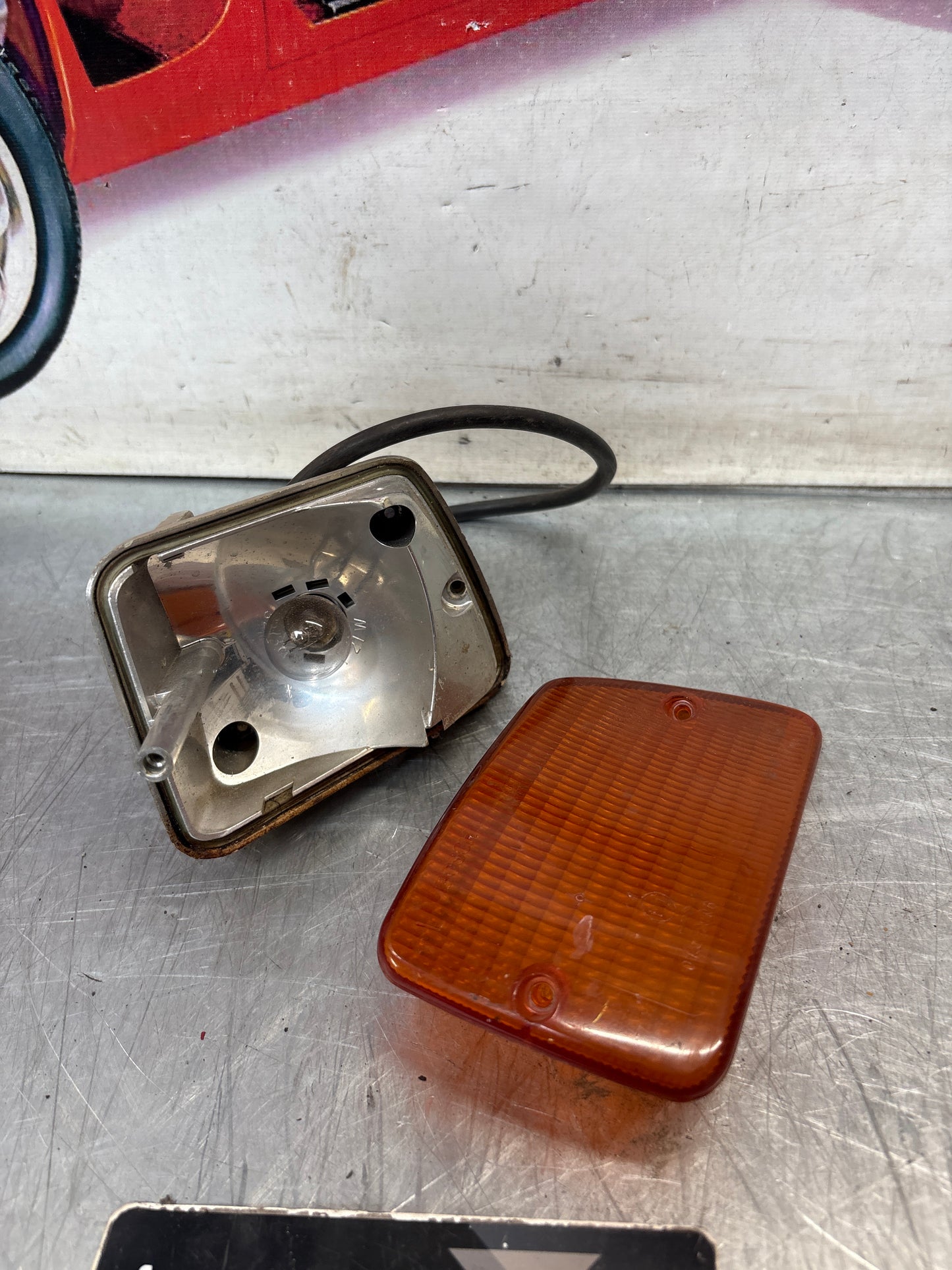 Porsche 928 S/S4/GTS facelift indicator lamp, left, used, 0311315001 / 92863142101