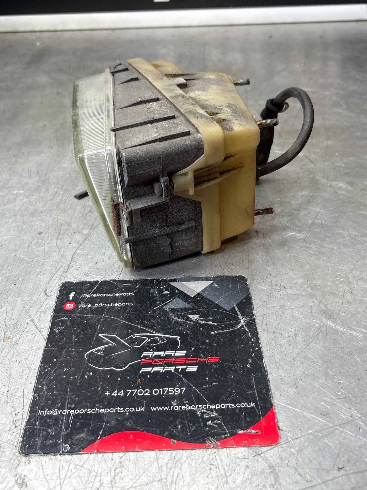 Porsche 928 Bosch headlight high beam, right 0306403002 / 92863141400