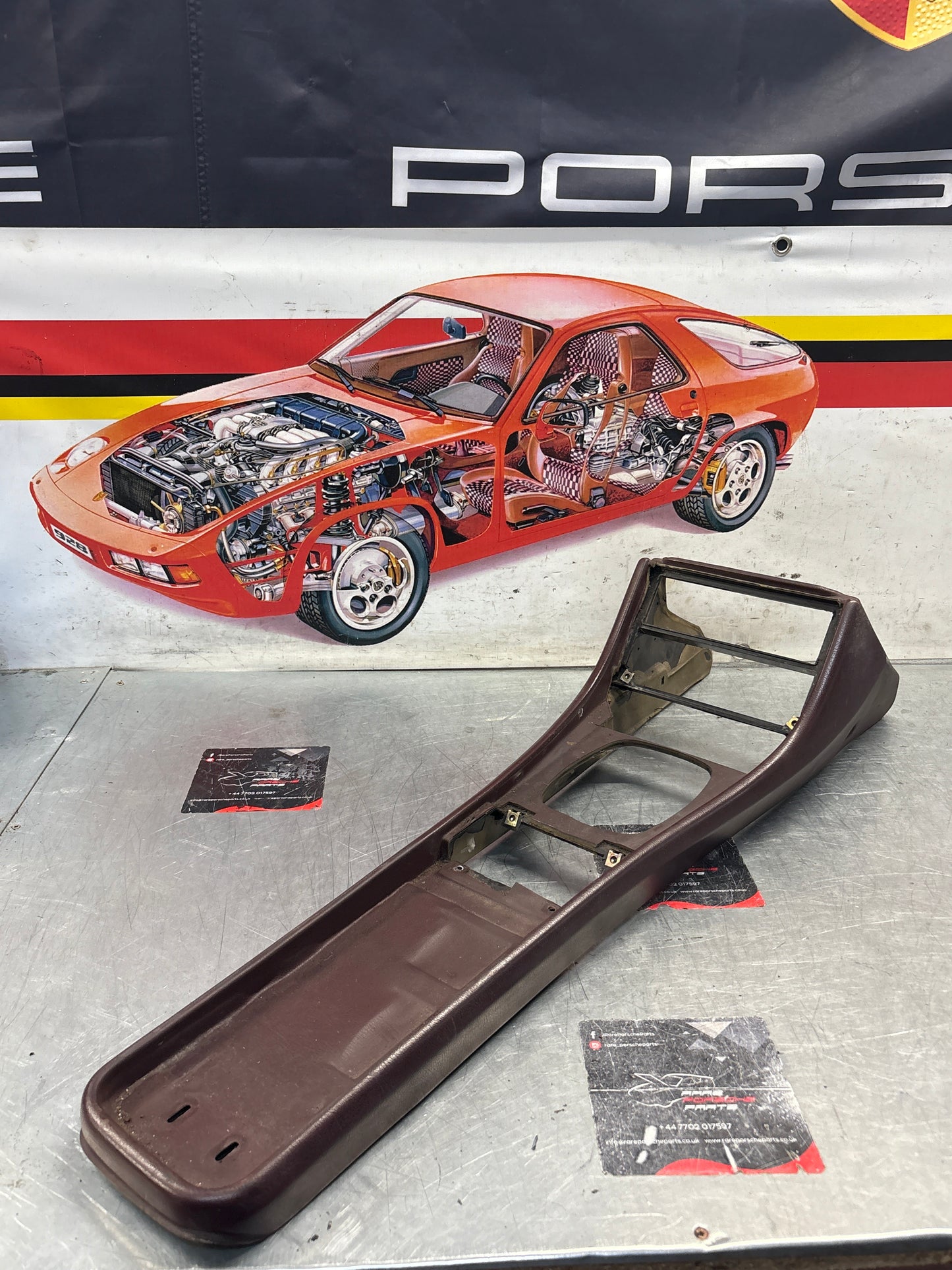 Porsche 944 centre console burgundy, 94455205100 used
