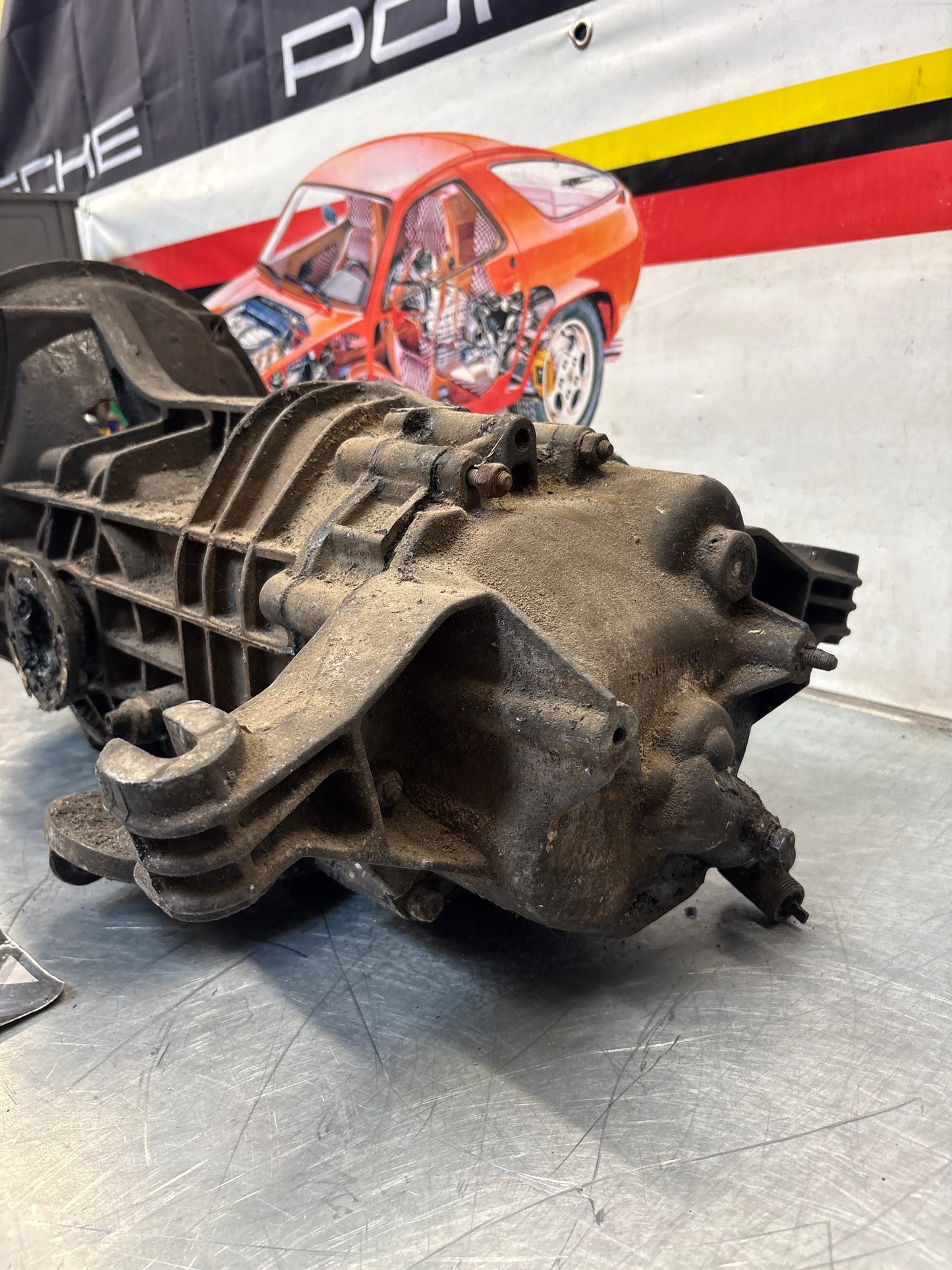 Porsche 914 transmission, used, for spares or repair unknown condition HA04063