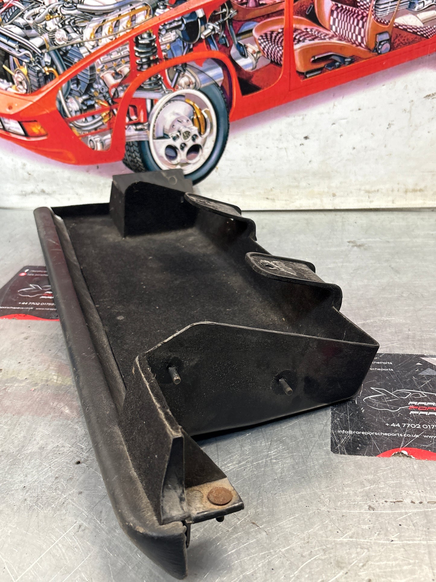 Porsche 928 under glove box shelf, black 92855207702 LHD only, used