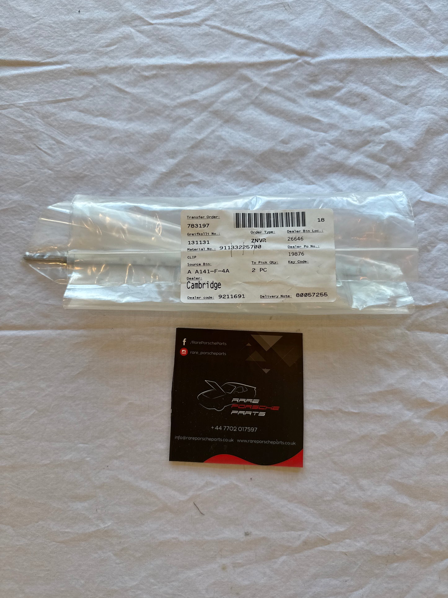 Porsche 911 clip 91133225700 NOS