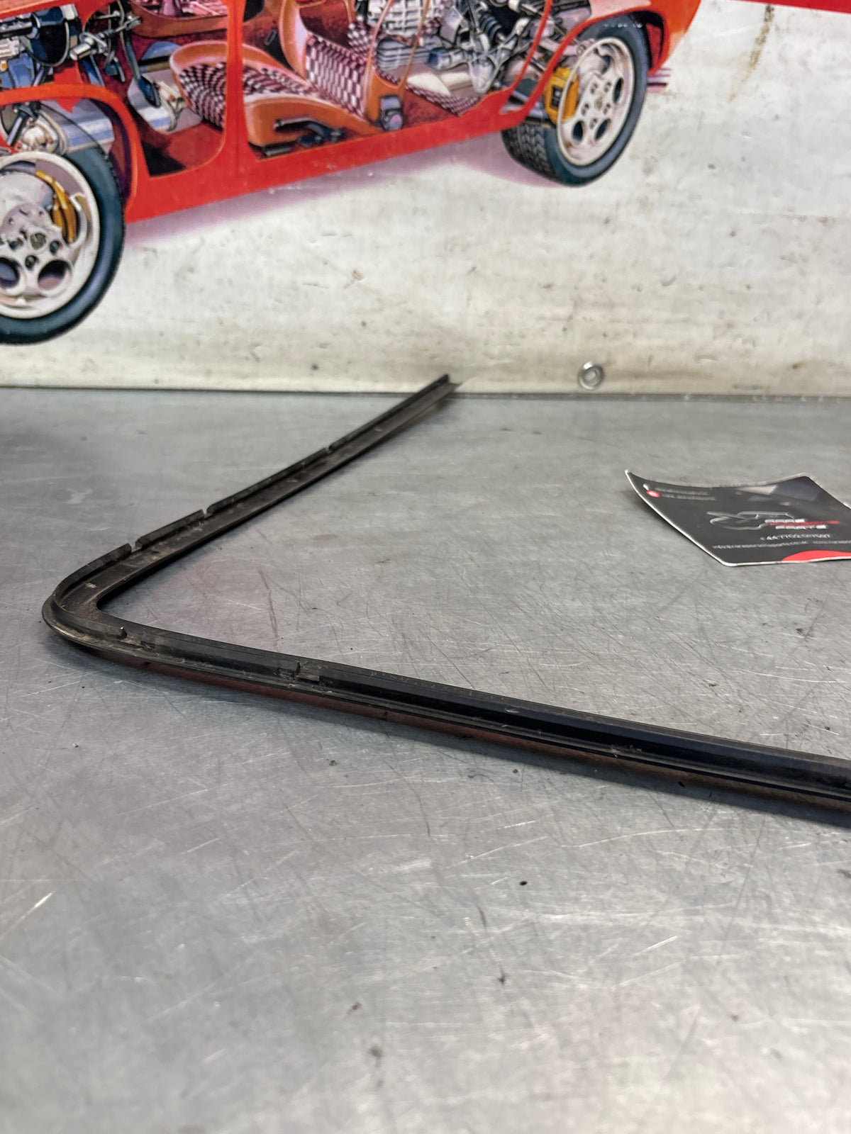Porsche 928 rear right window cover strip, used 92855915406