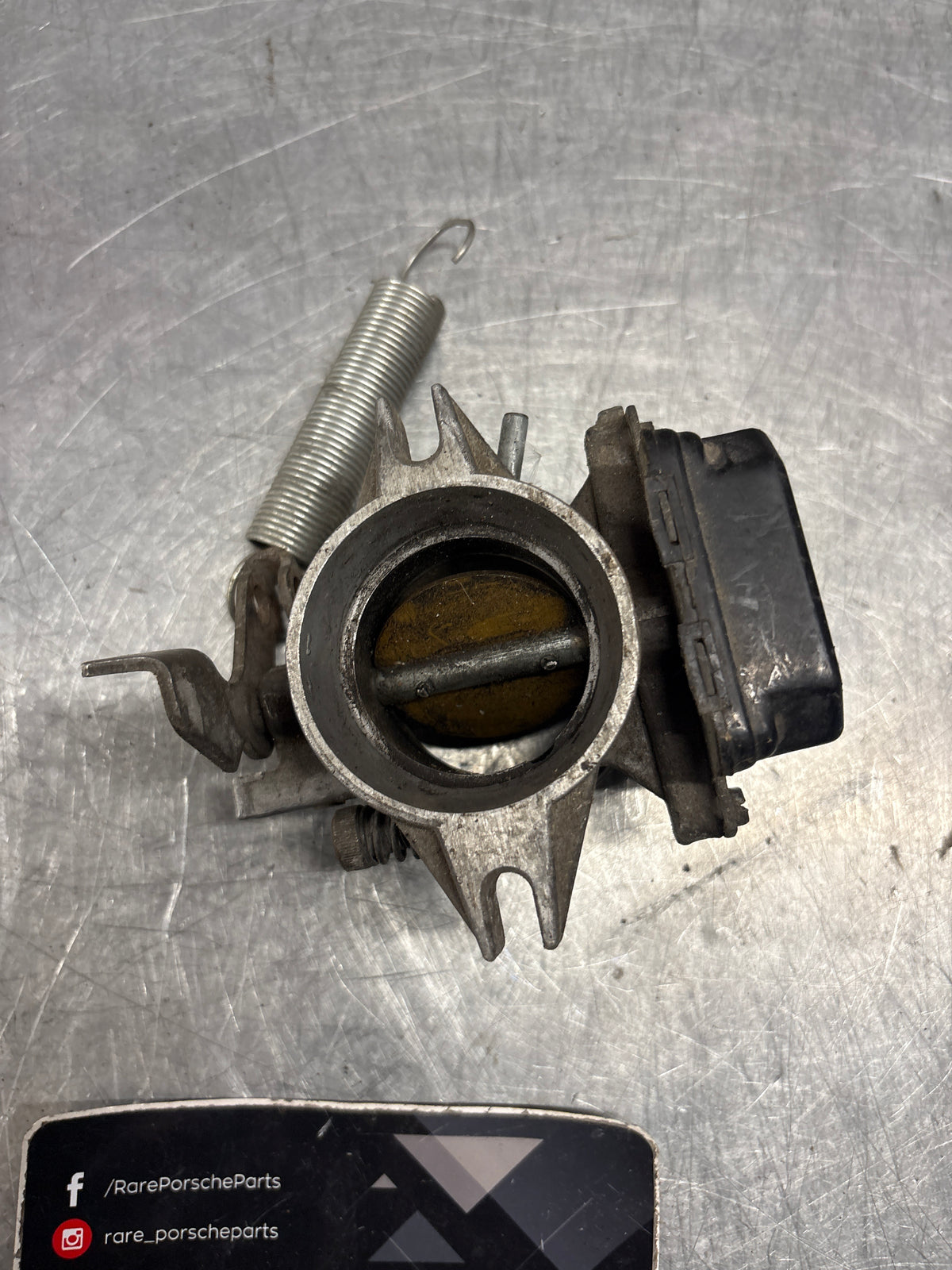 Porsche 914 throttle body, used 022133067