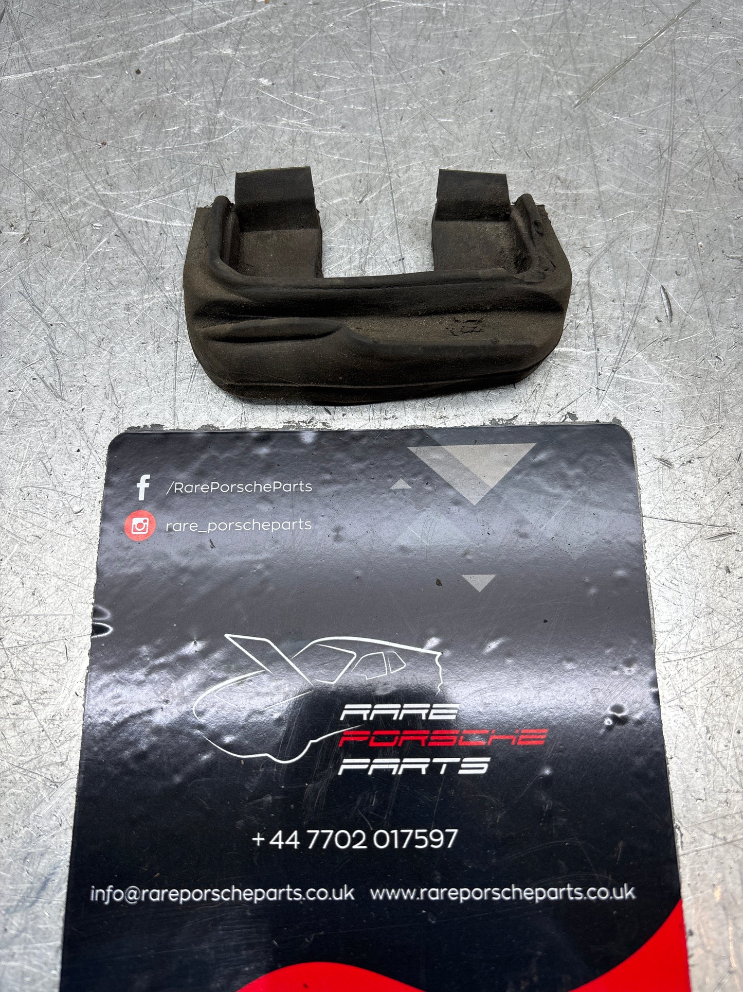 Porsche 944, S2/ 924S right tailgate latch pin gasket rubber, used 94451236601