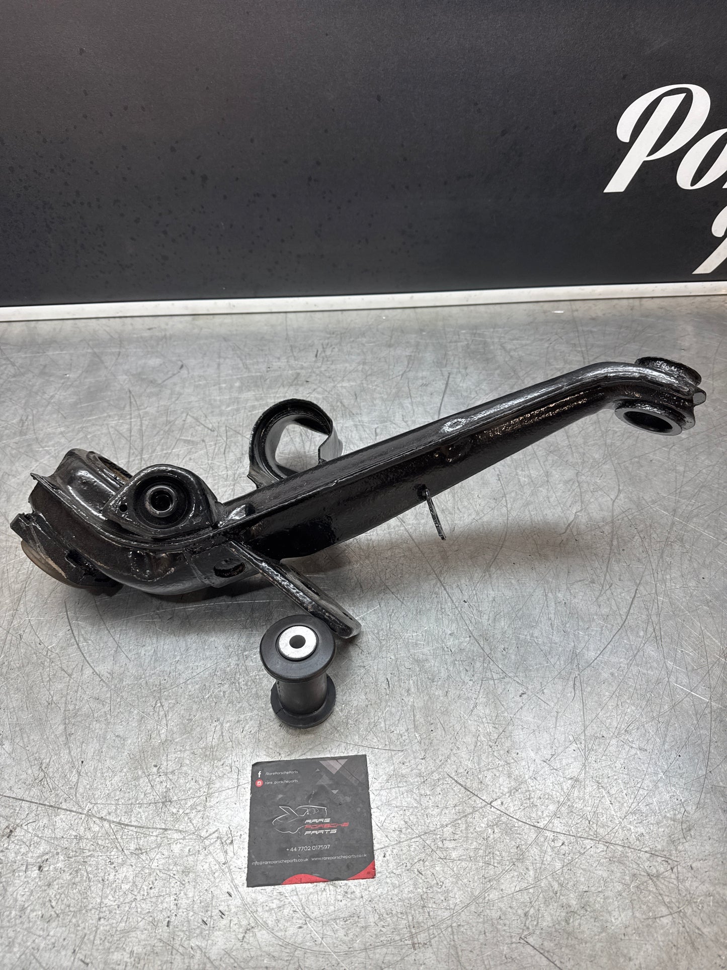 Porsche 924 944  -85.5 Rear right trailing arm, refurbished 94433102200