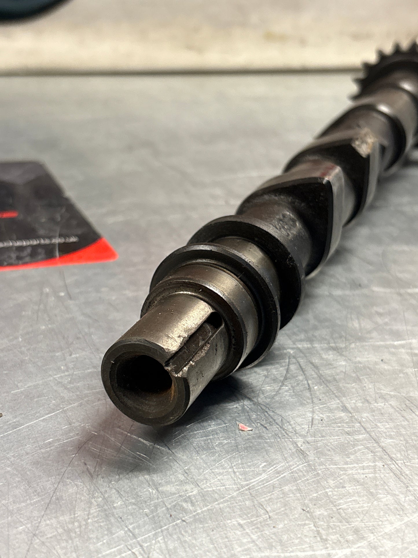 Porsche 928 S3 M28.45/46 engine Camshaft, exhaust side, cylinder 1-4, used 9281052932R / 92810529308