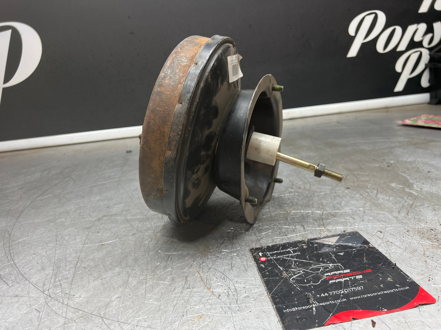 Porsche 944 brake booster, used 94435502503