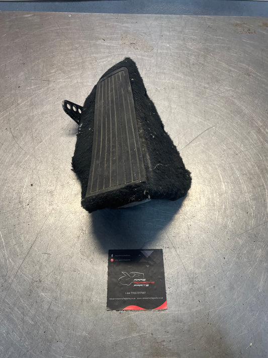 Porsche 928 black foot rest, used