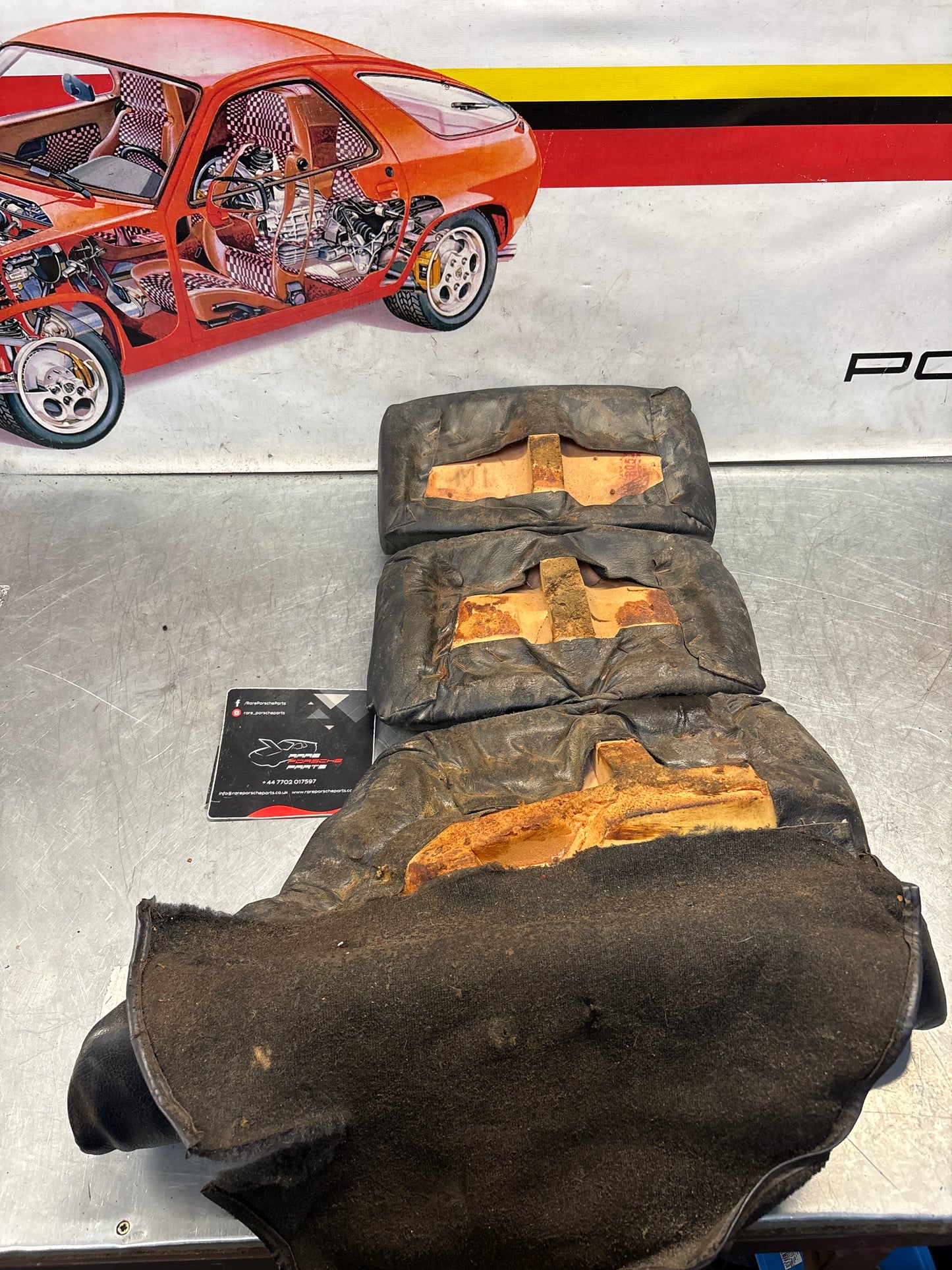 Porsche 928 rear left seat and center + upper cushion, used, black 92852205951 / 92852208751 / 92852204550