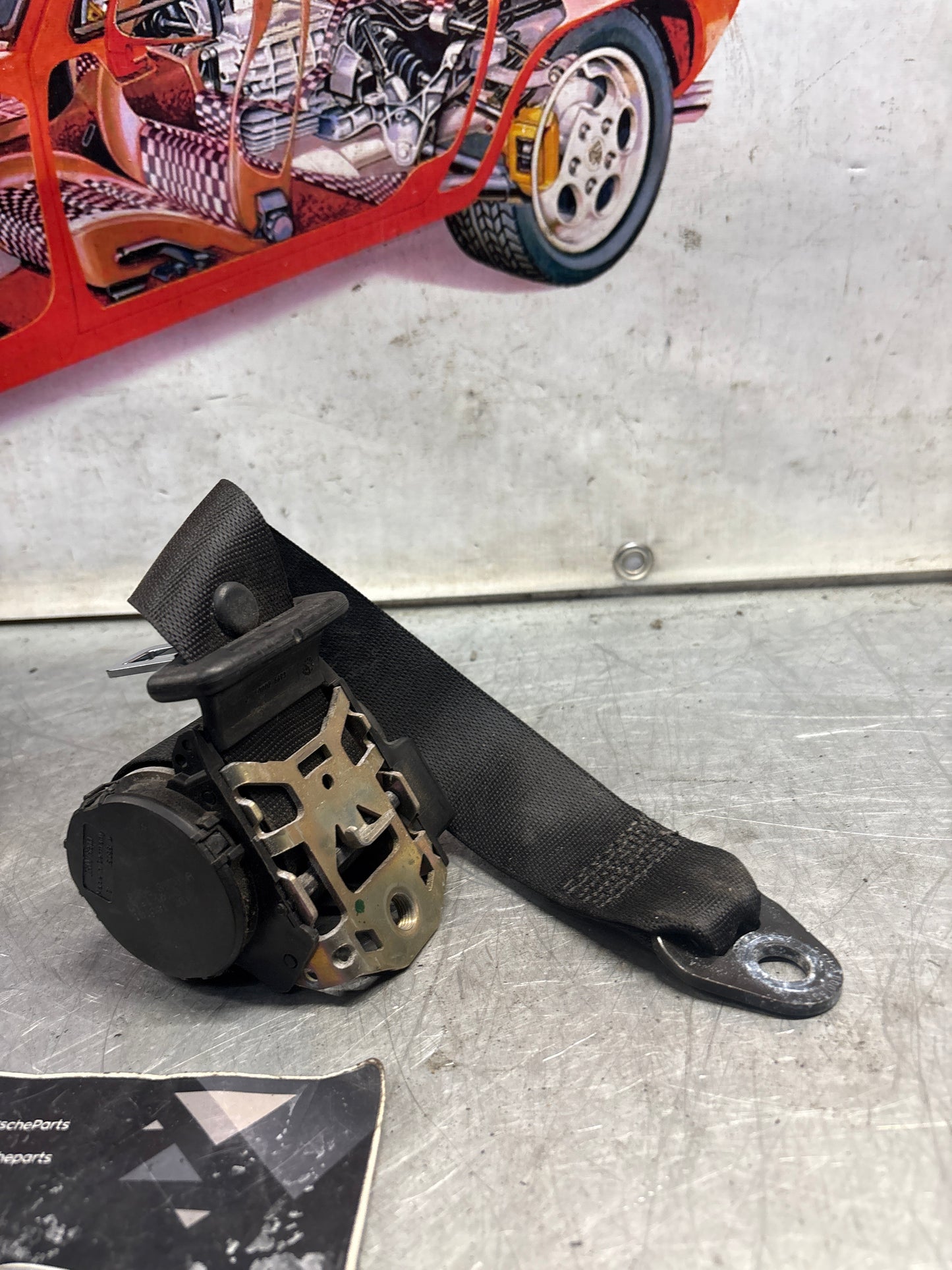 Porsche 911 996 rear right seatbelt, used 99680303601