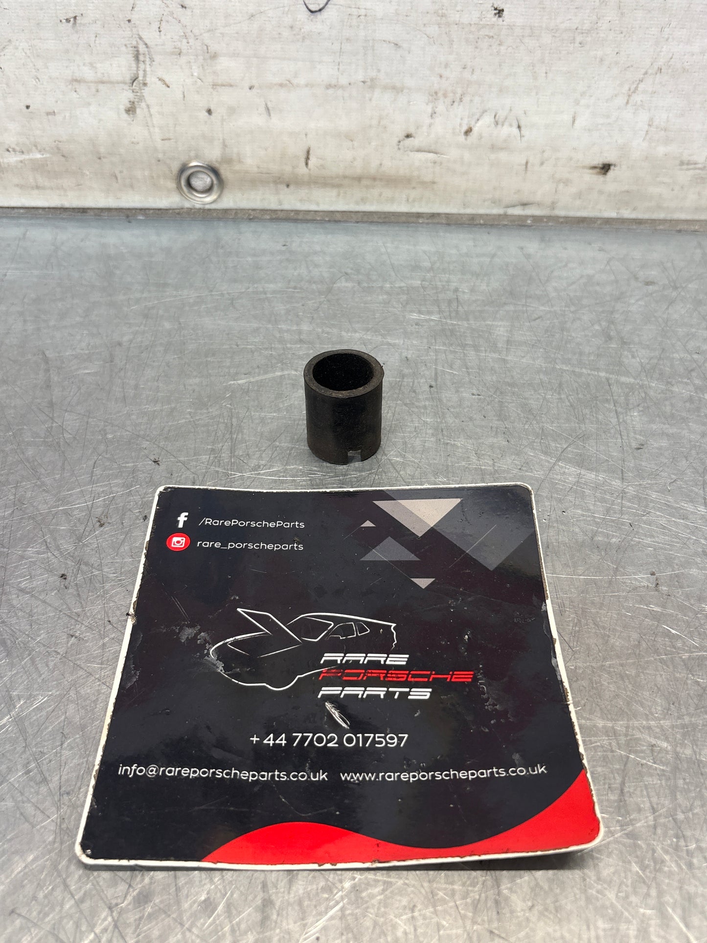 Porsche / VW clamping sleeve, used 171419549