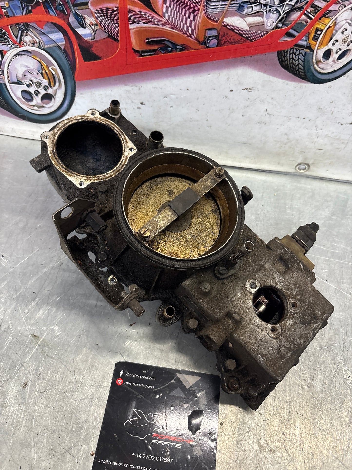Porsche 928 throttle body, used 9281101935R / 0438120142
