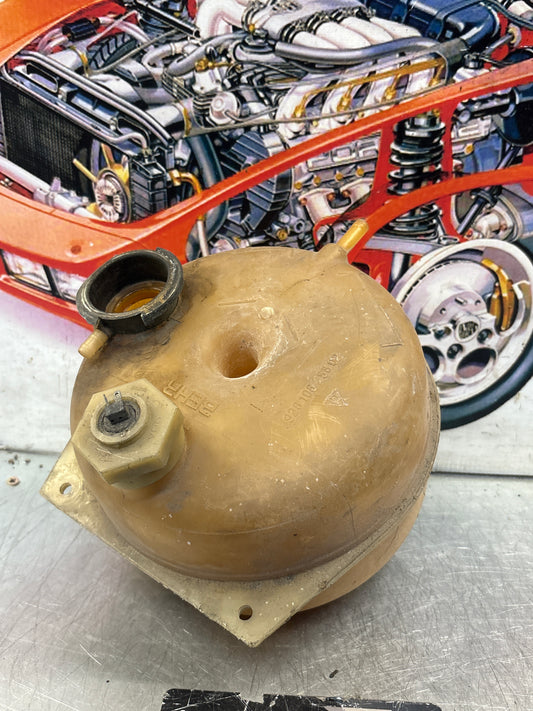 Porsche 928 coolant radiator expansion tank reservoir 92810625602, used
