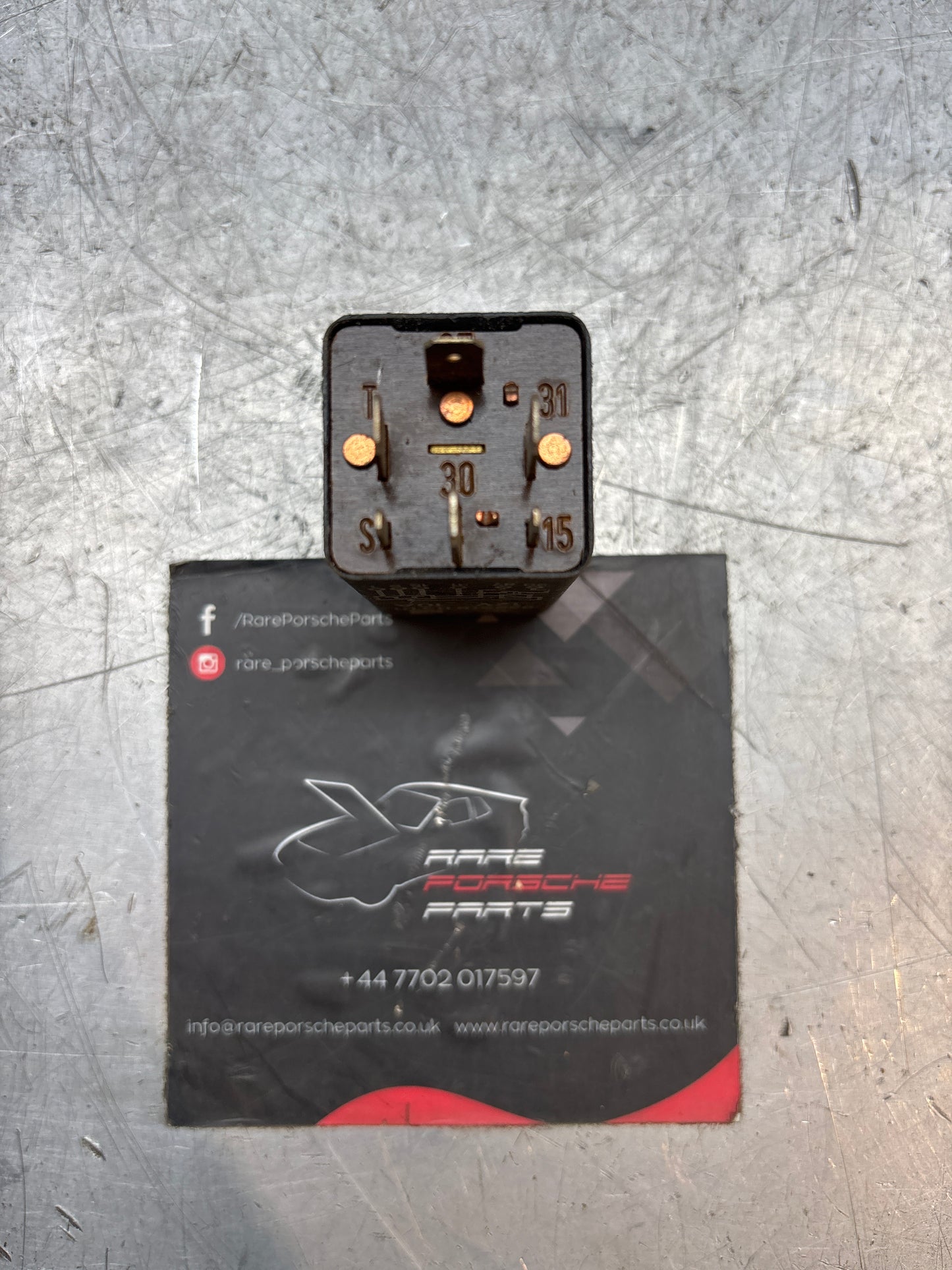 Porsche 911 928 Intensive Washer Pump Relay 92861811301 used