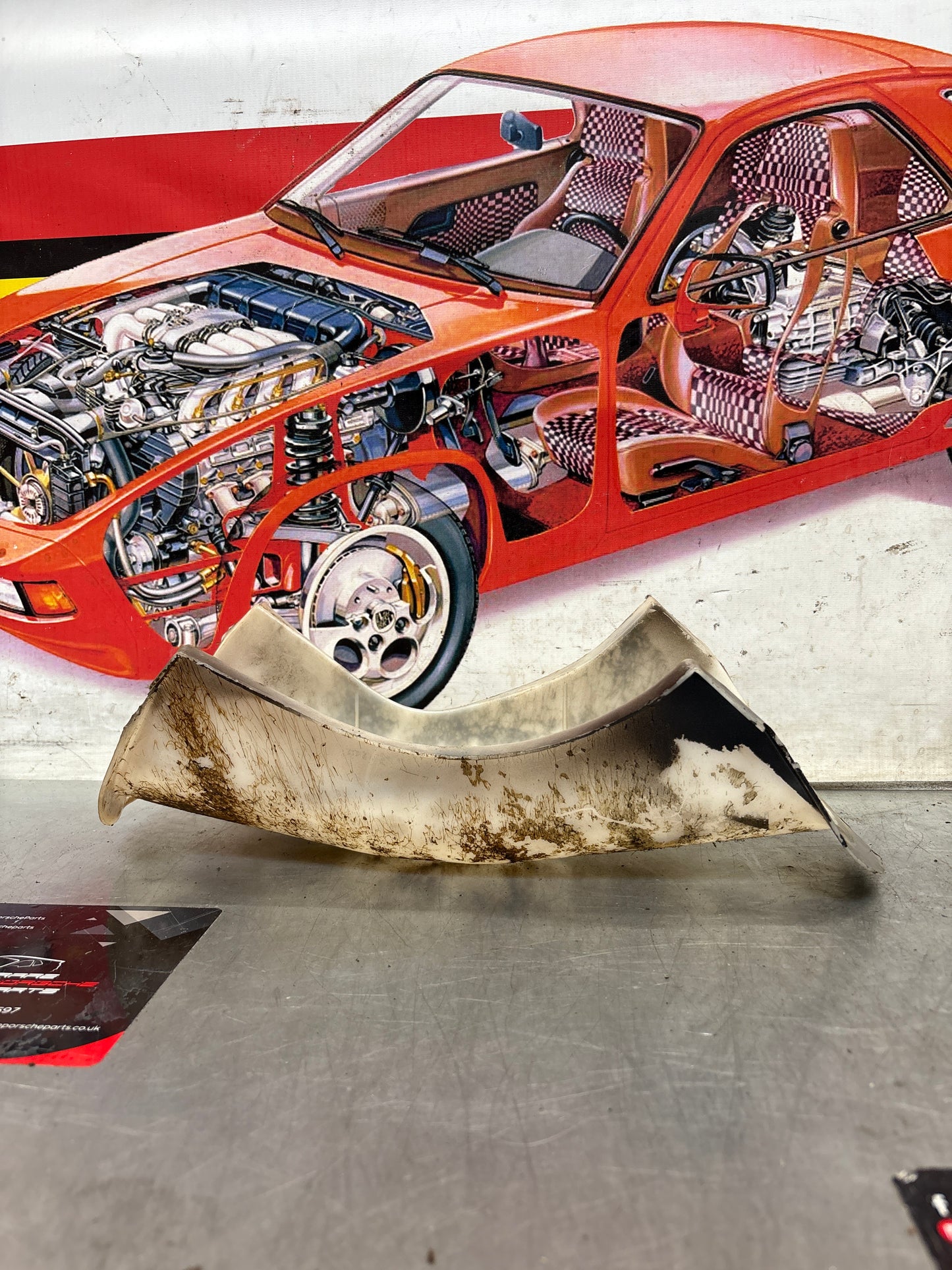 Porsche 924 76-79 filler neck cover, used 477201347C