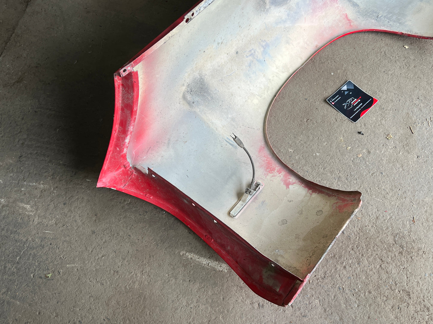 Porsche 928 -87 front left wing, 92850301103 used