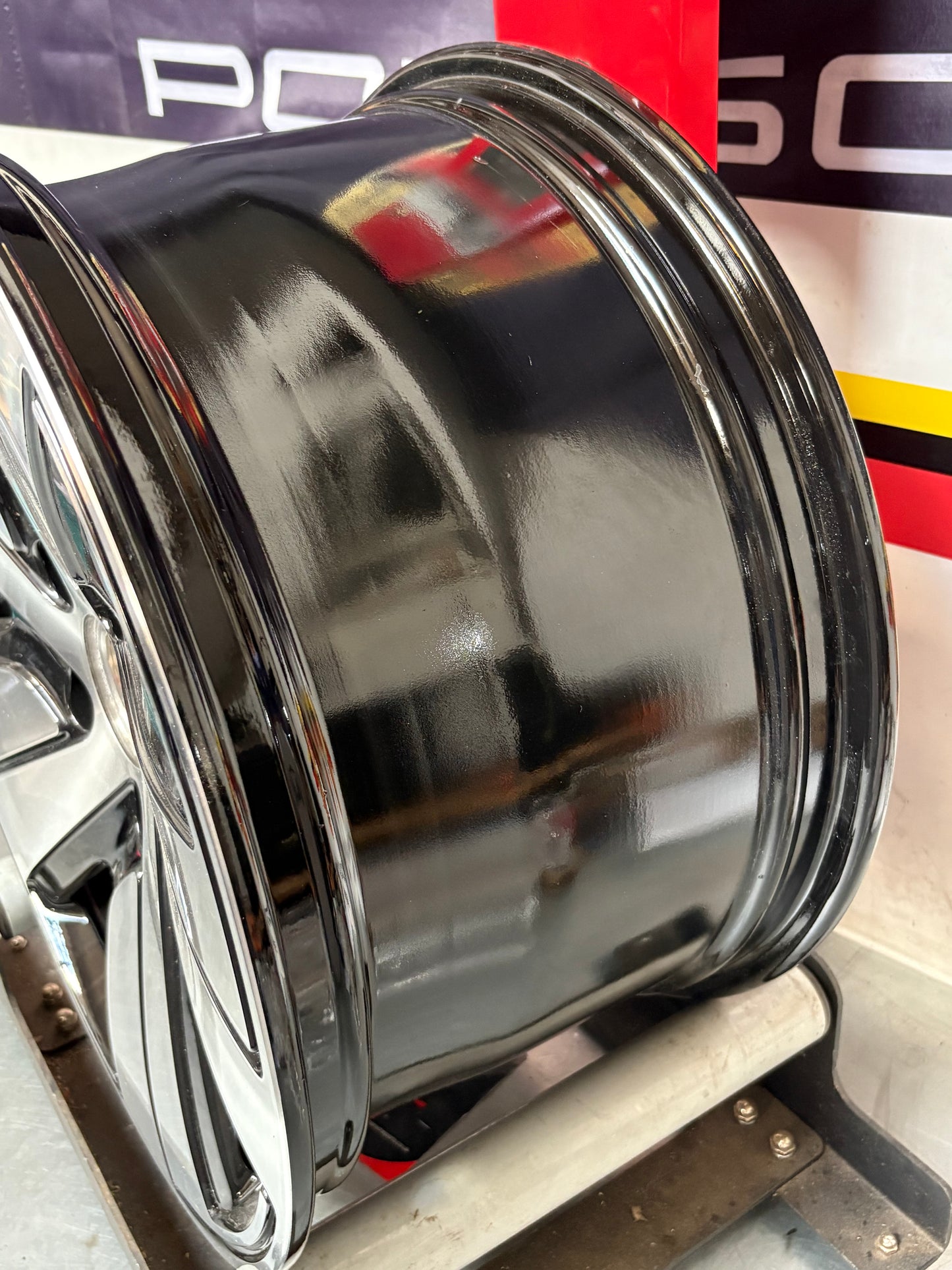 Porsche Taycan 10.0Jx19” ET66 alloy wheel, 9J1601025BM, very nice condition, used