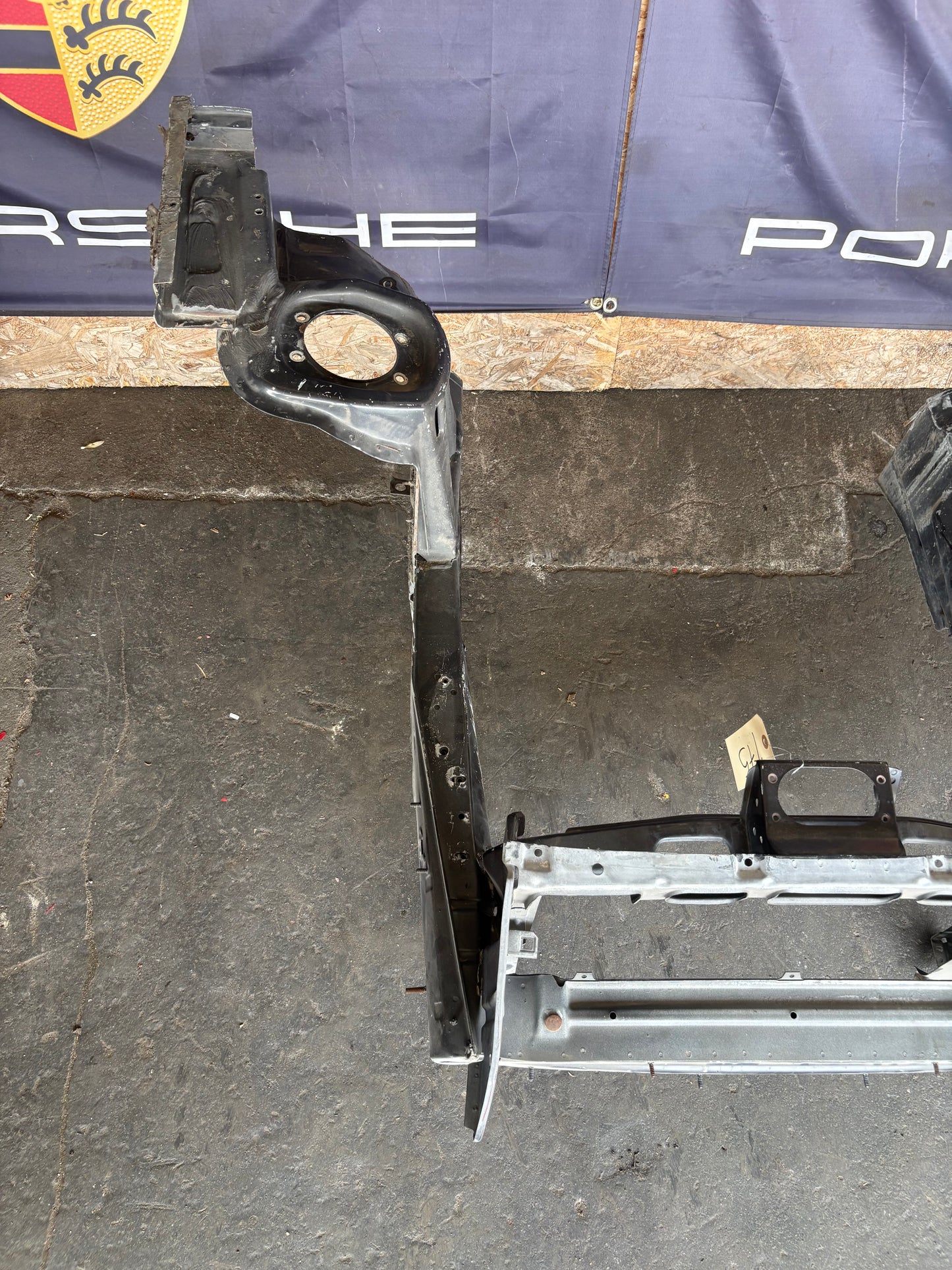 Porsche 944 Front end section cut