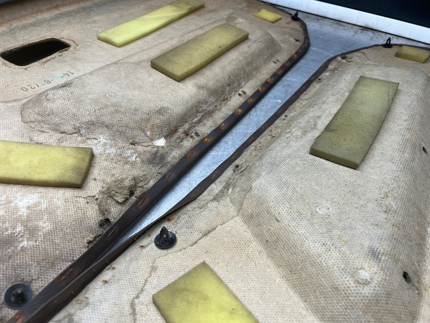 Porsche 924 944 -85.5 pair of Used RHD Porsche brown door cards, 478867011 / 478867012 used