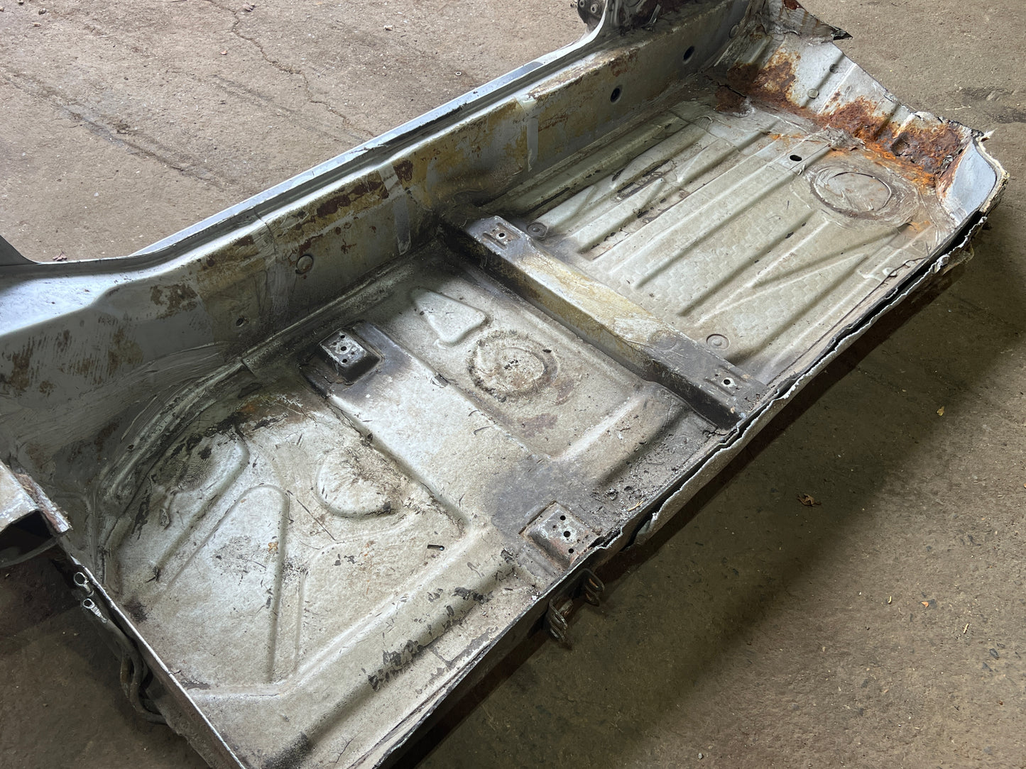 Porsche 924 Turbo RHD left floor pan section with sill 94450150100