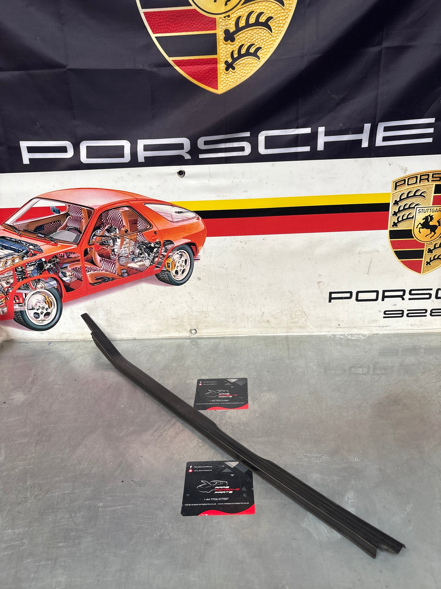 Porsche 944 85.5- right sill trim, used 94455112200