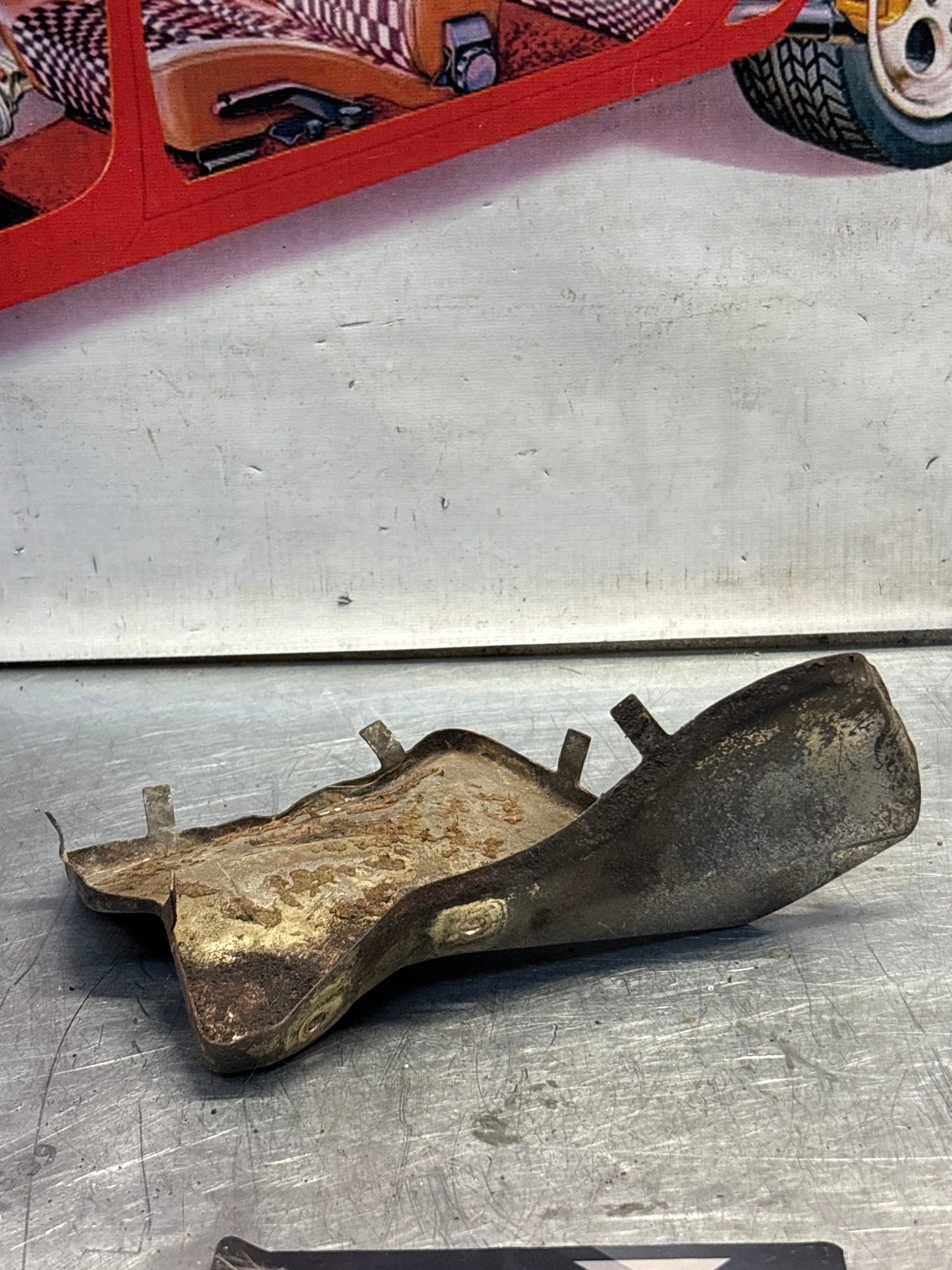 Porsche 928 82- mount cover heat shield plate left side, used 92837506701