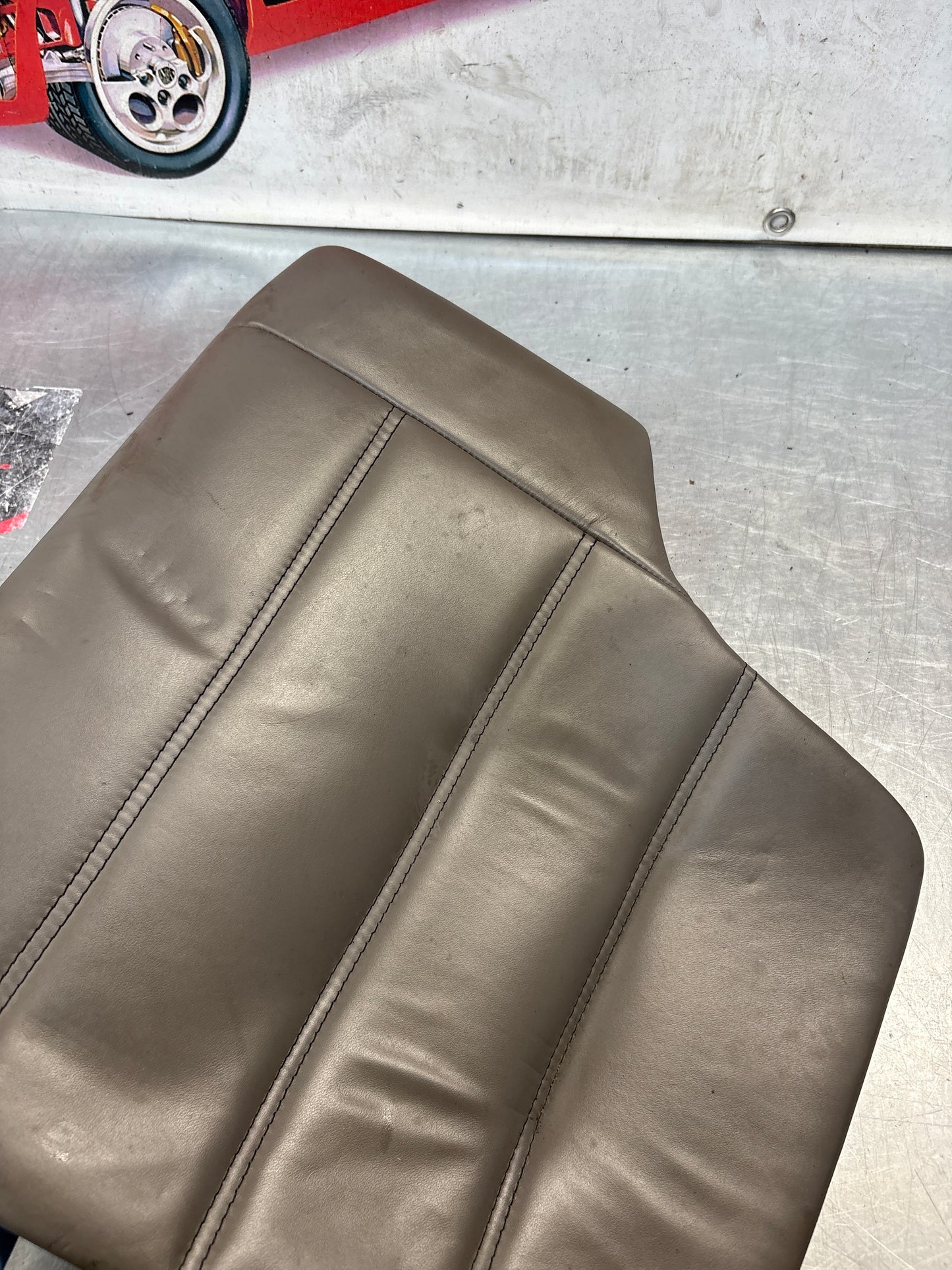 Porsche 911 996 rear right seat, grey, used 99652271200