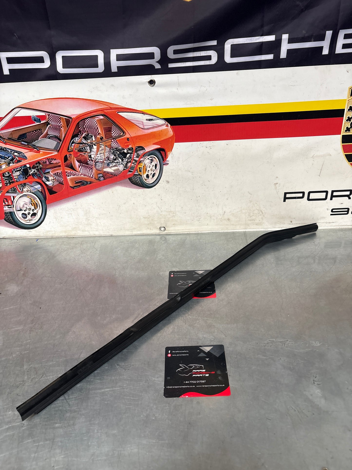 Porsche 944 85.5- left sill trim, scuff plate used 94455112100 cracked