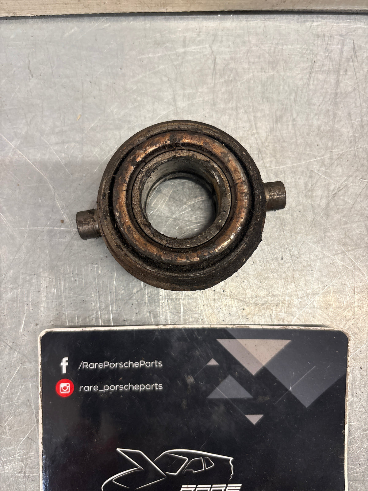 Porsche 914 clutch release bearing, used 90111608111