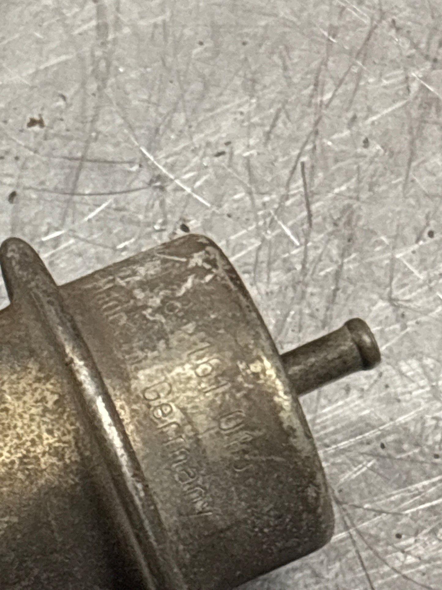 Porsche 944 fuel pressure damper. 0280161015, 94411020103 used