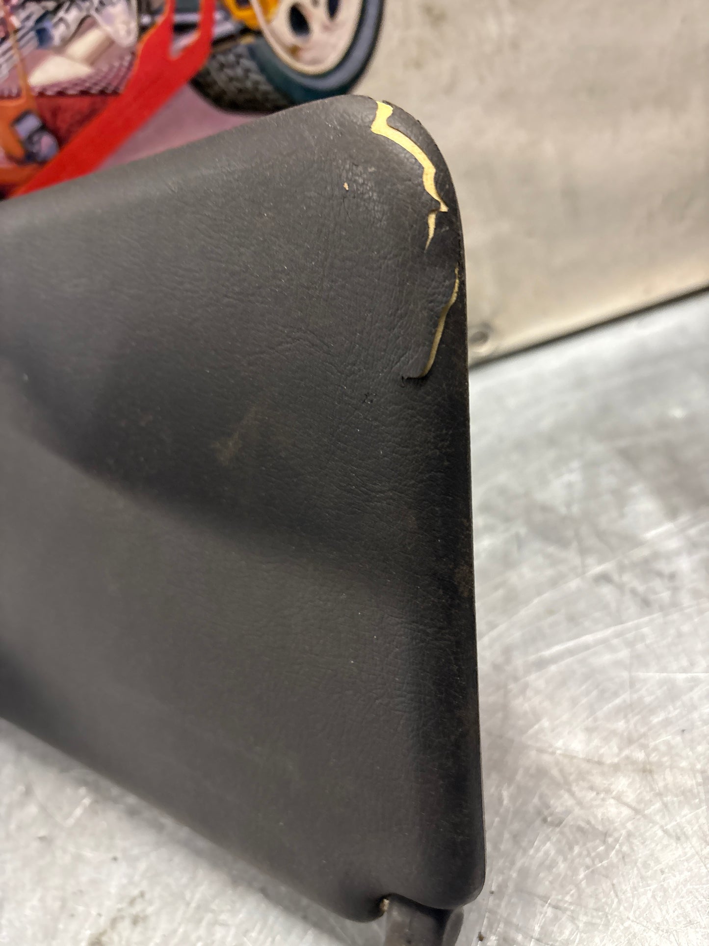 Porsche 928 L+R rear sunvisor, black, used 92873103504