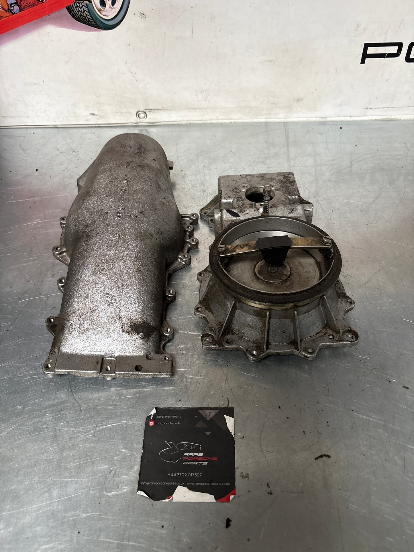 Porsche 928 throttle body, used 9281101933R / 0438120049