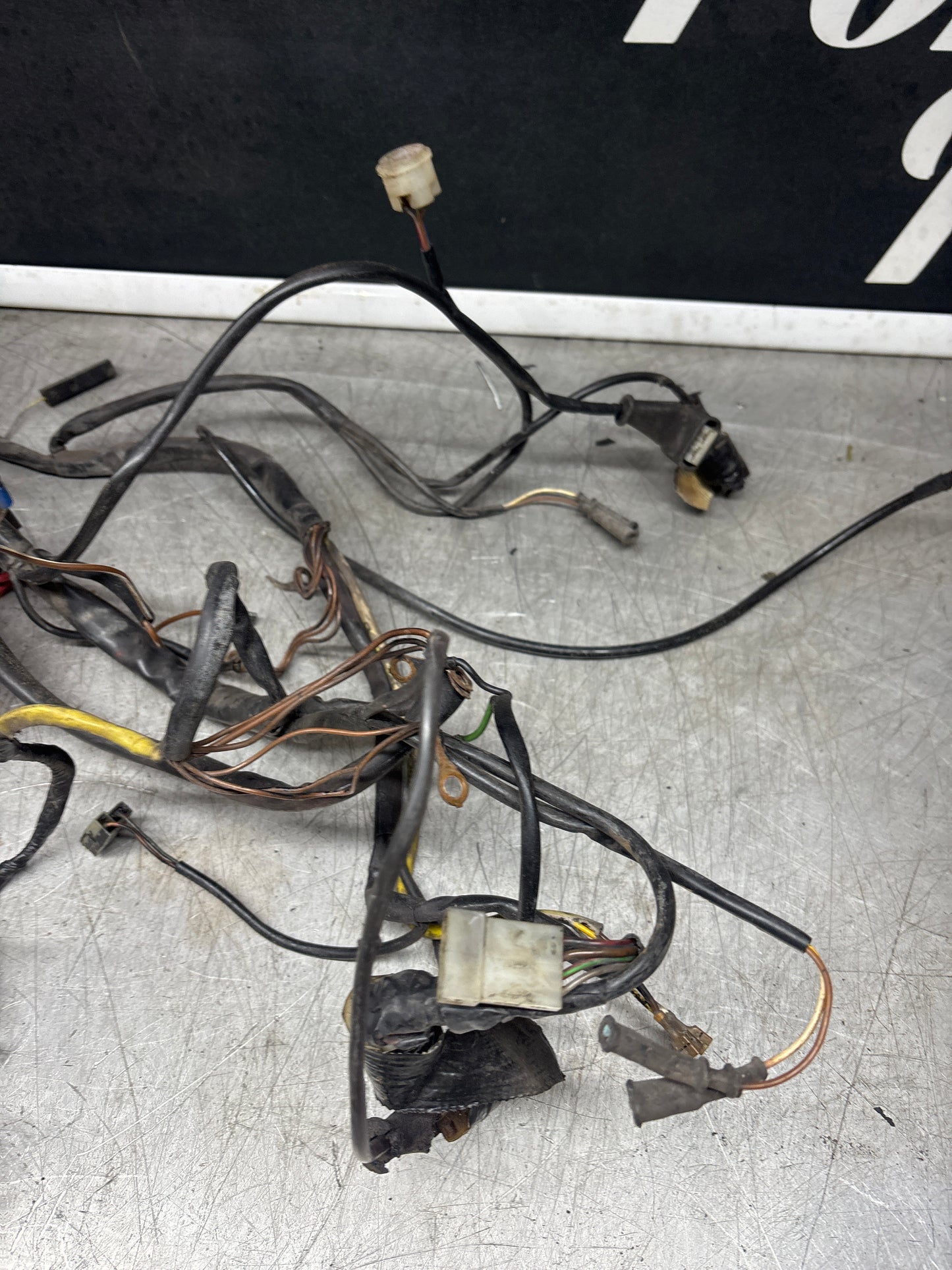 Porsche 944 RHD engine bay wiring loom, fair condition for Square dash cars, used