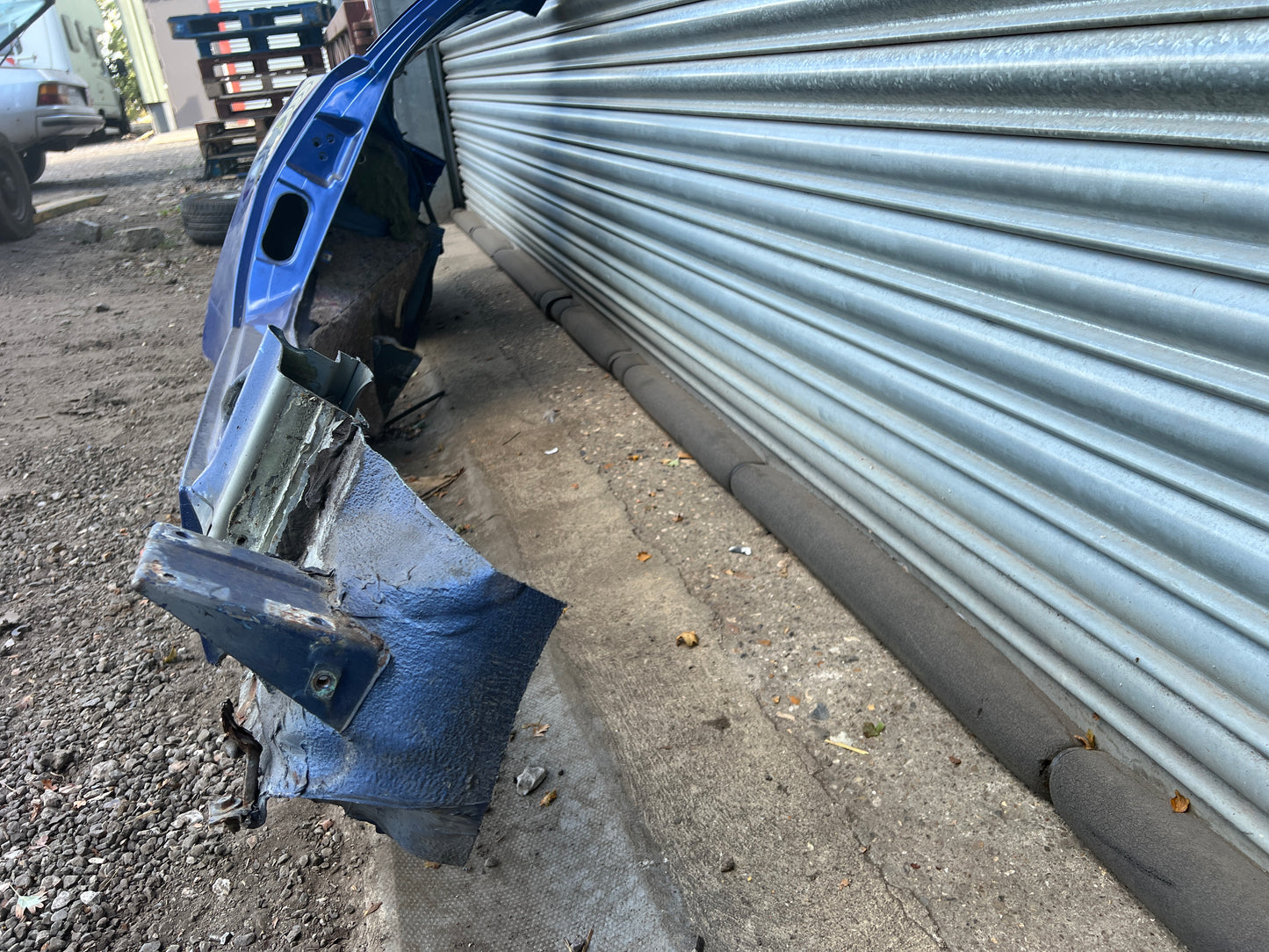 Porsche 944 S2 / Turbo 1991 Right side cut, rear fender with sill 94450390403 94450361200