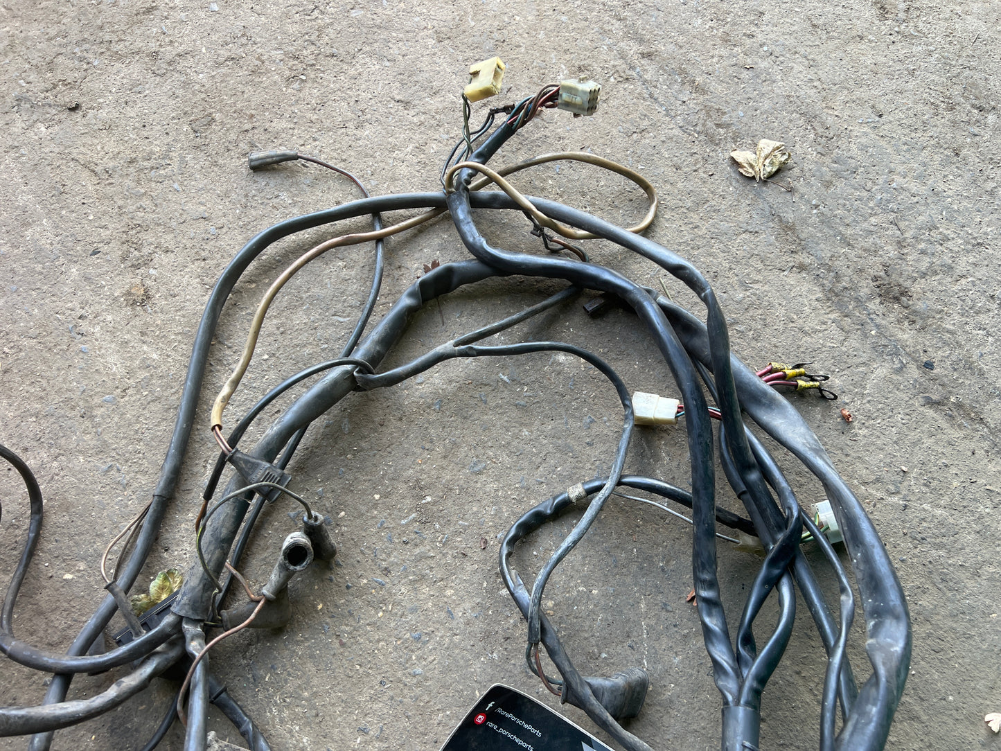 Porsche 924 Turbo S2 1981 engine bay wiring loom 478971071BB