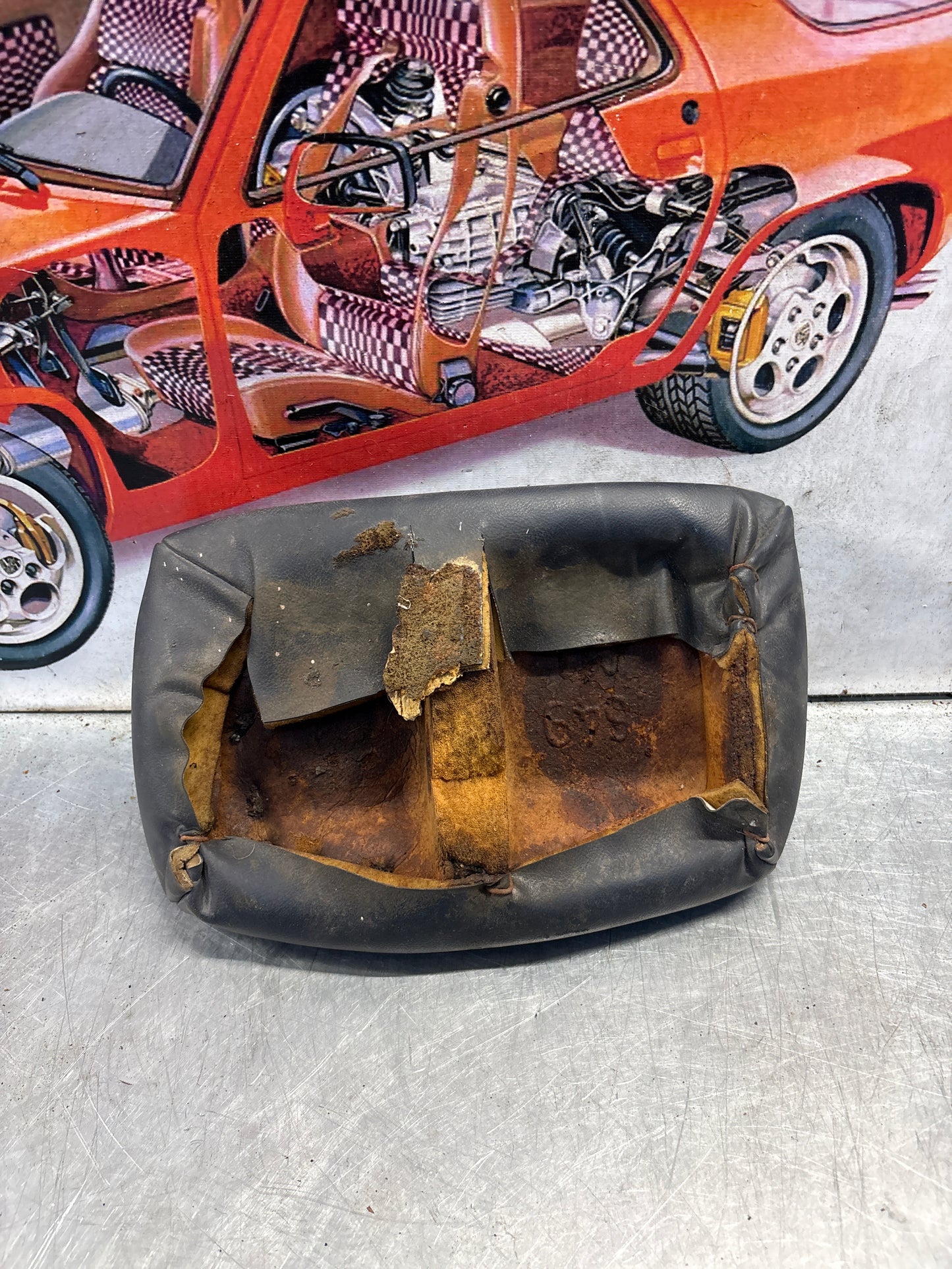 Porsche 928 rear left seat centre cushion,blue, leather, used 92852208751