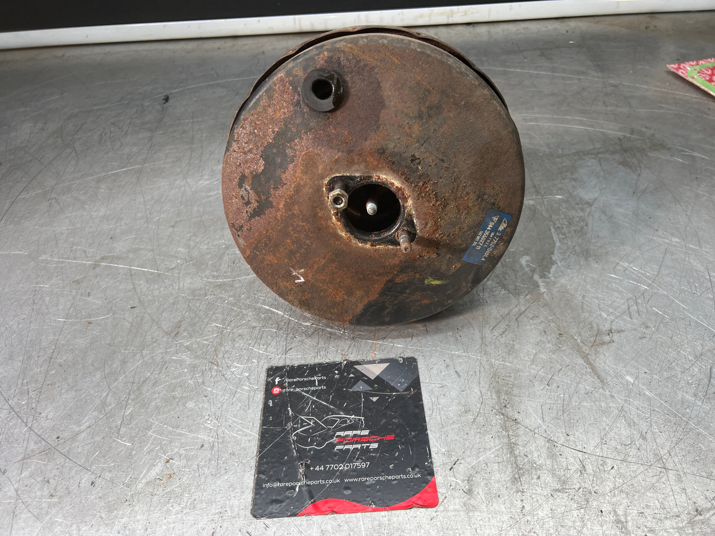 Porsche 944 brake booster, used 95135502711
