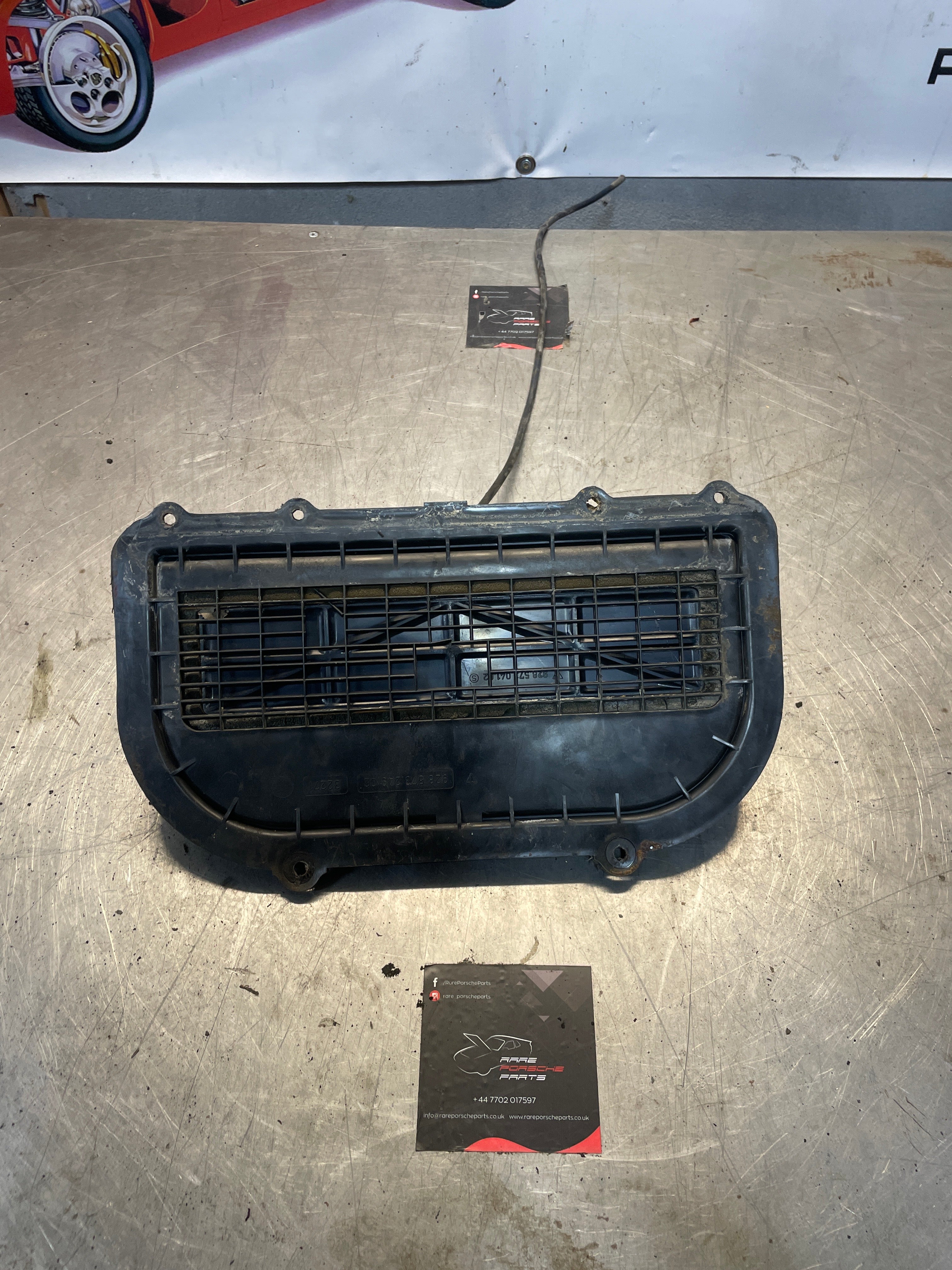 Porsche 928 under dash air flap Vent 92857324902, used – Rare Porsche Parts
