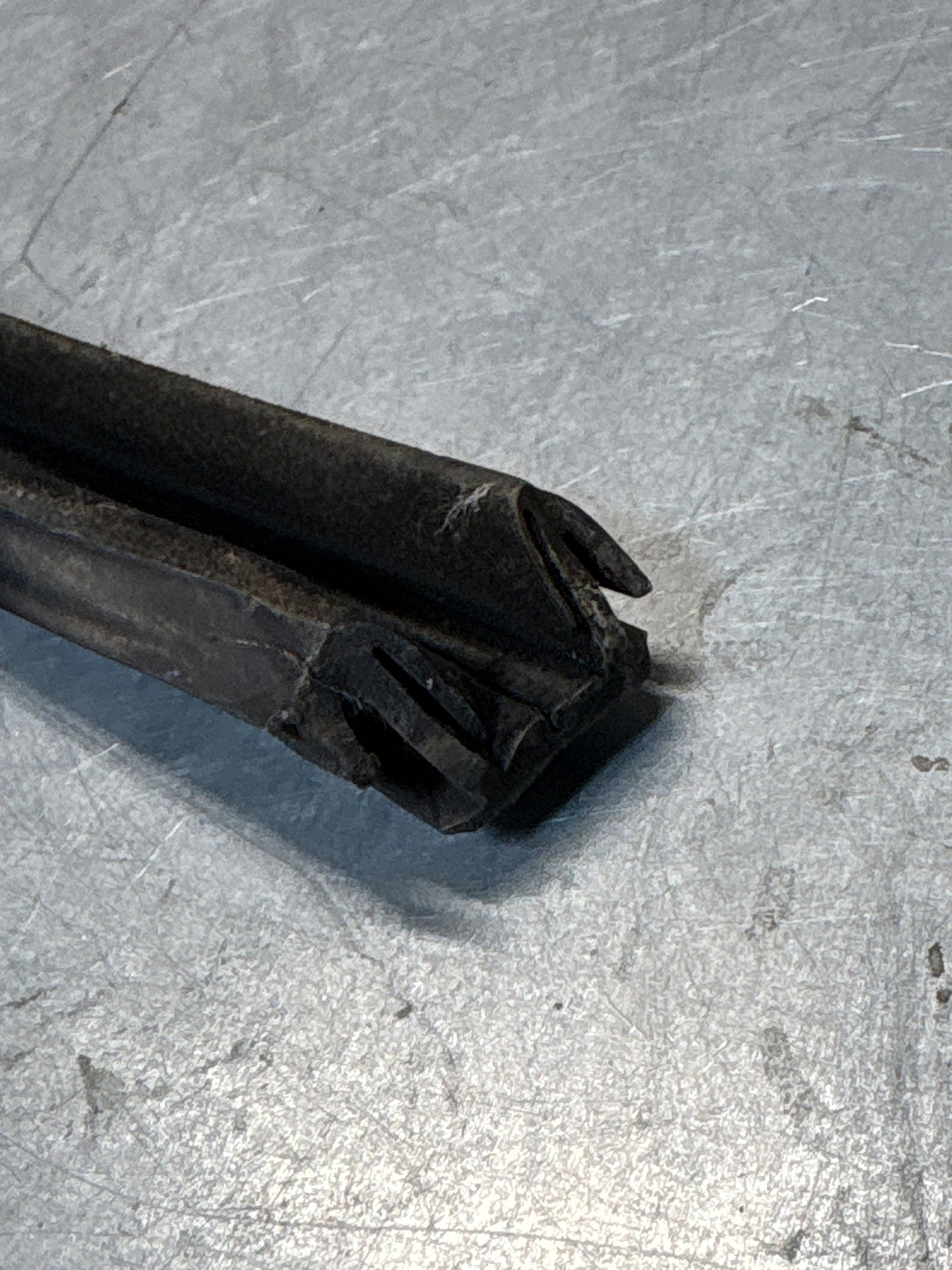 Porsche 924 / 944 late left side door channel seal, used
