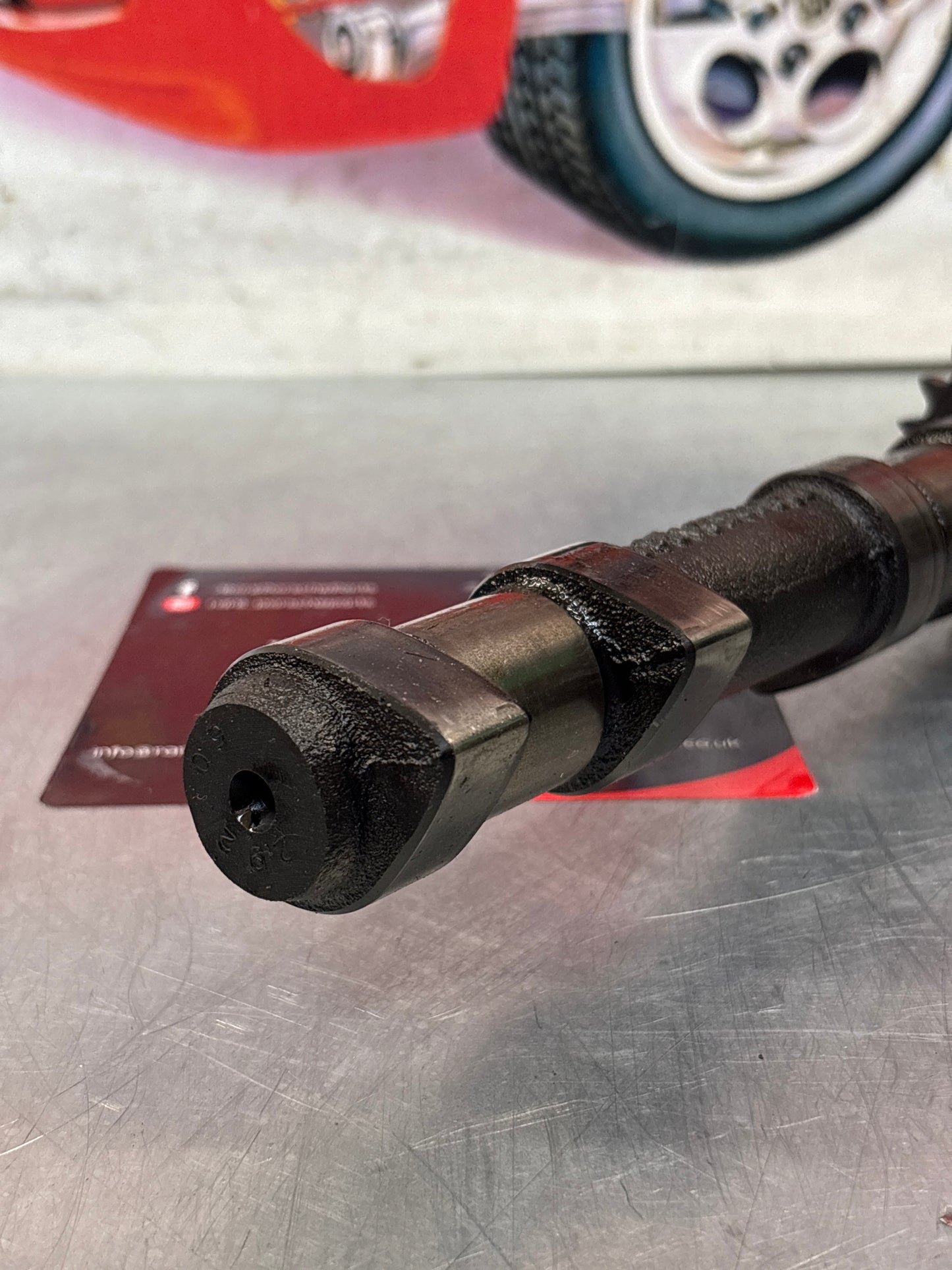 Porsche 928 / 944S2 engine Camshaft, intake side, cylinder 5-8, used 9281052926R / 92810529208