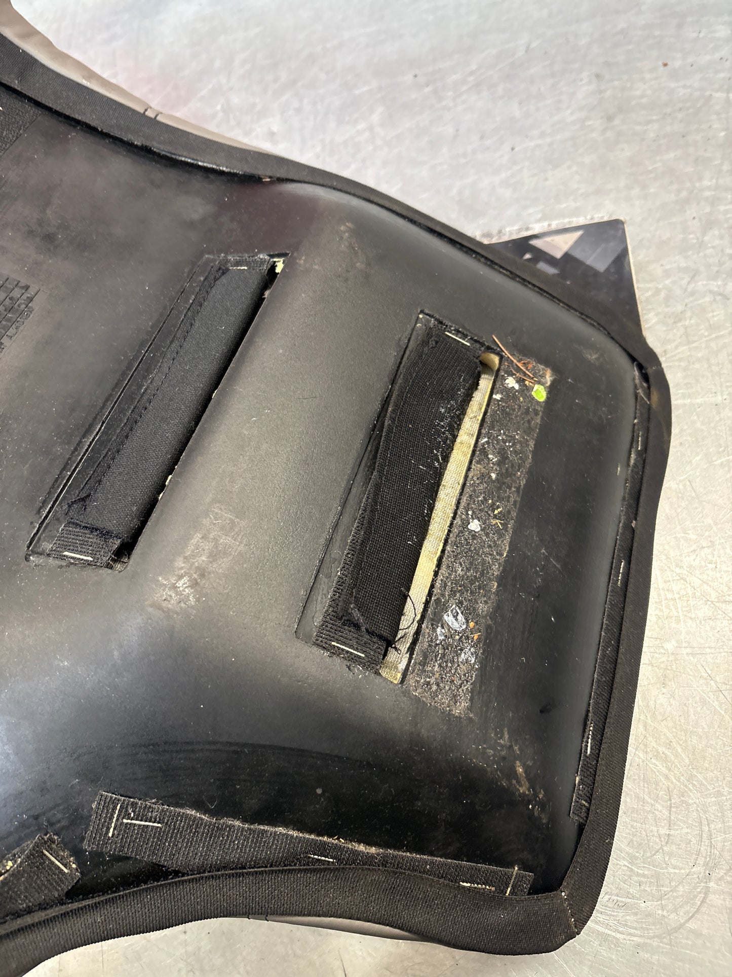 Porsche 911 996 rear right seat, grey, used 99652271200